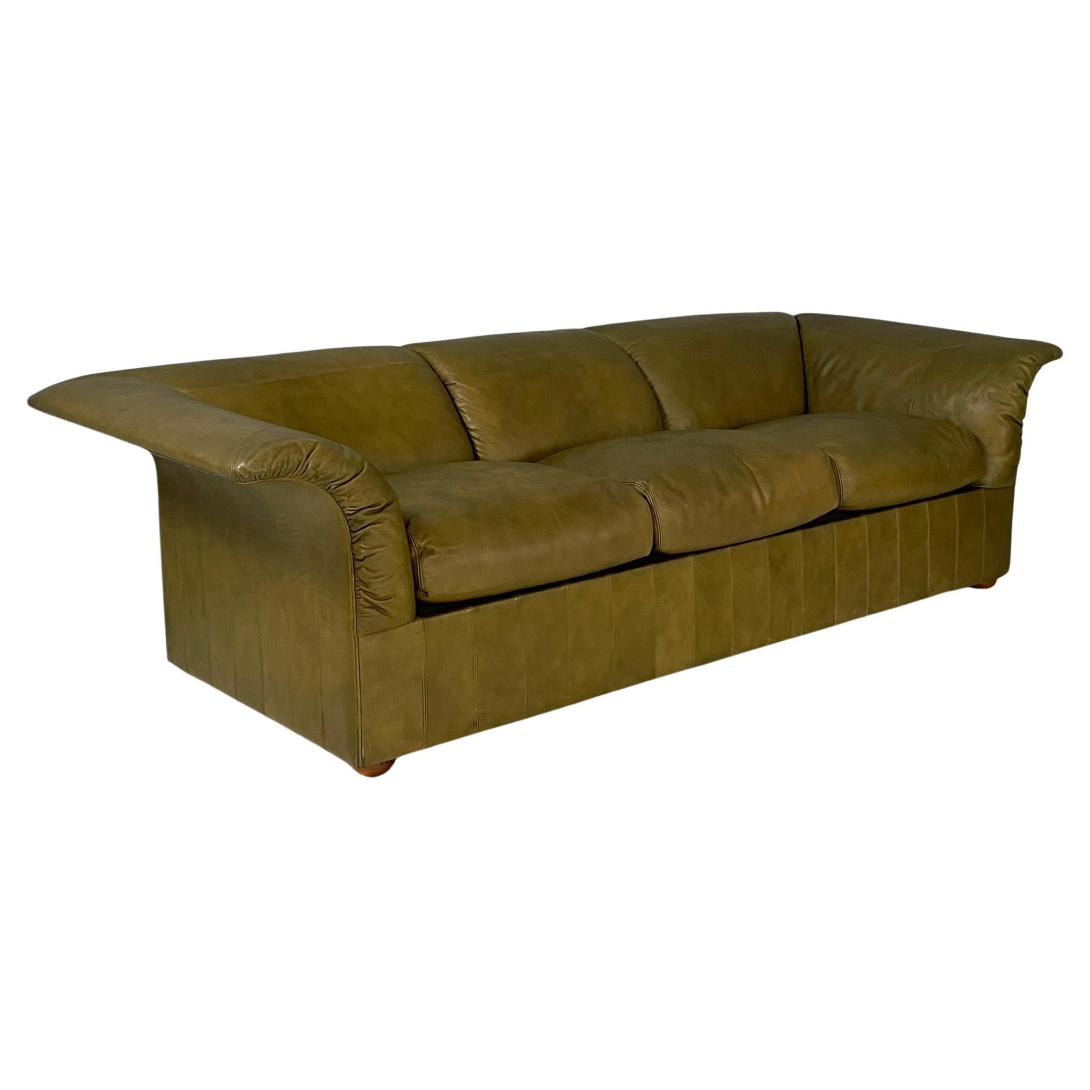Italian modern Green leather sofa by  Luigi Massoni for Poltrona Faru, 1970s For Sale