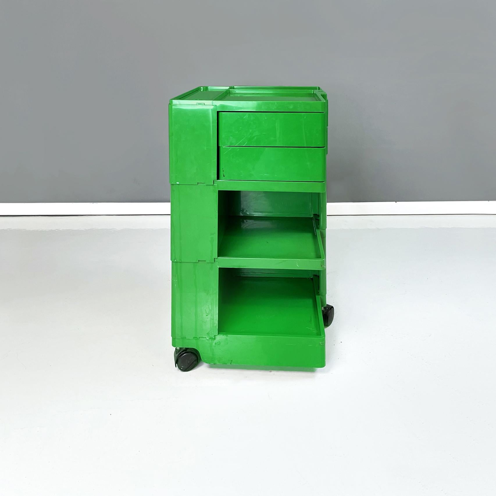 Italian modern Green plastic Cart mod. Boby by Joe Colombo for Bieffeplast, 1968
Cart mod. Boby in bright green plastic. This container trolley is very versatile thanks to its many compartments. On the front it has 2 open square compartments and 2