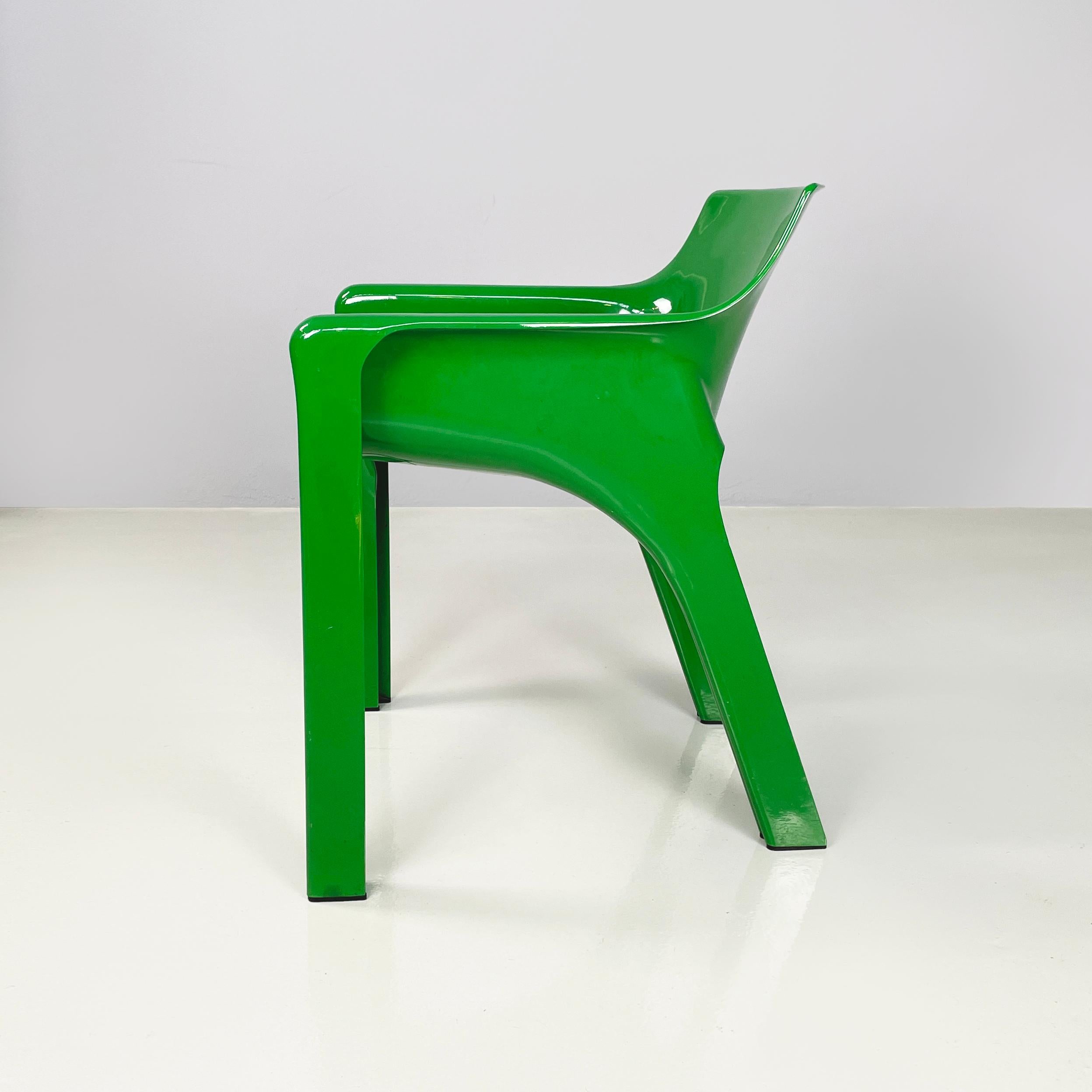 Plastic Italian modern Green plastic Chairs Gaudi by Vico Magistretti for Artemide, 1970