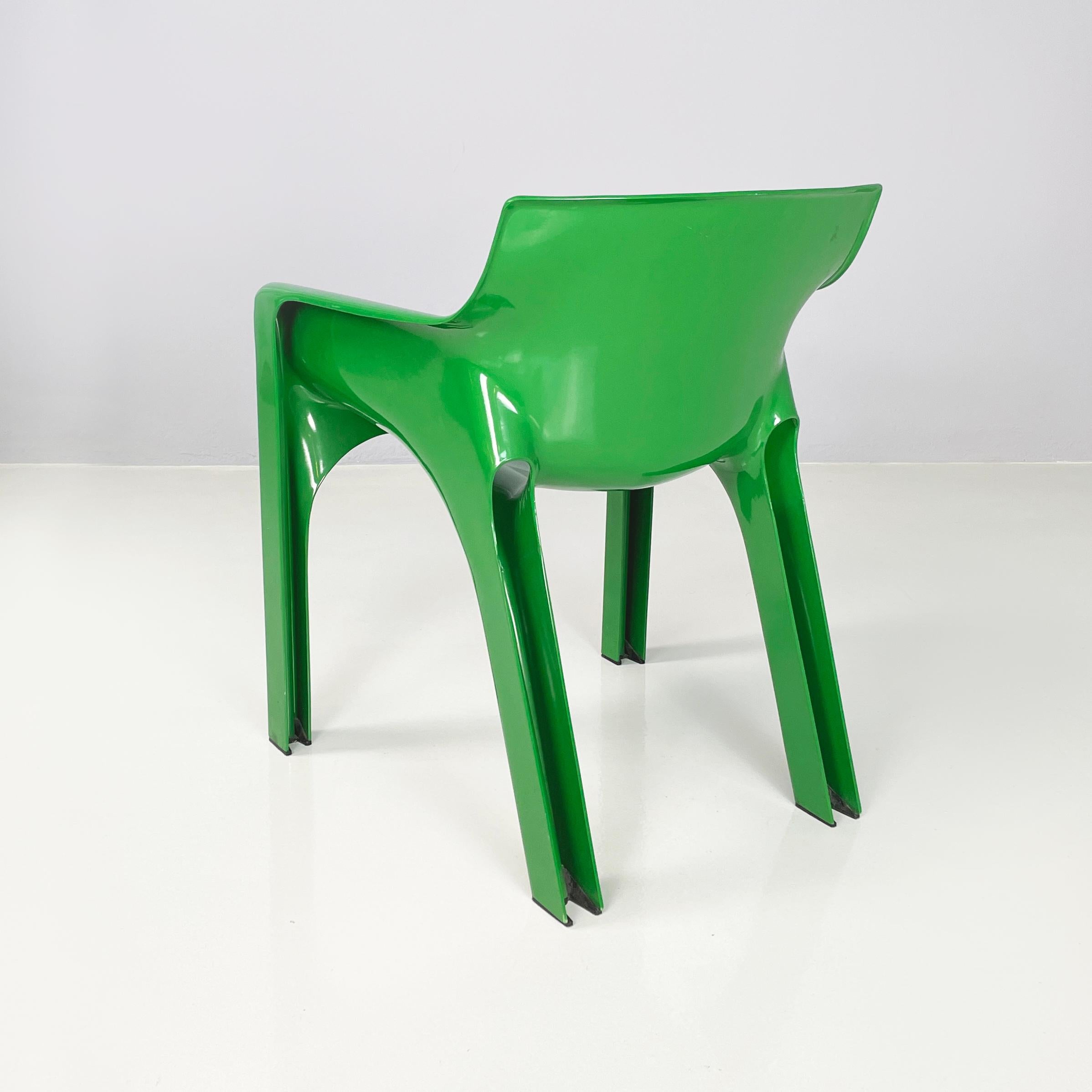Italian modern Green plastic Chairs Gaudi by Vico Magistretti for Artemide, 1970 1
