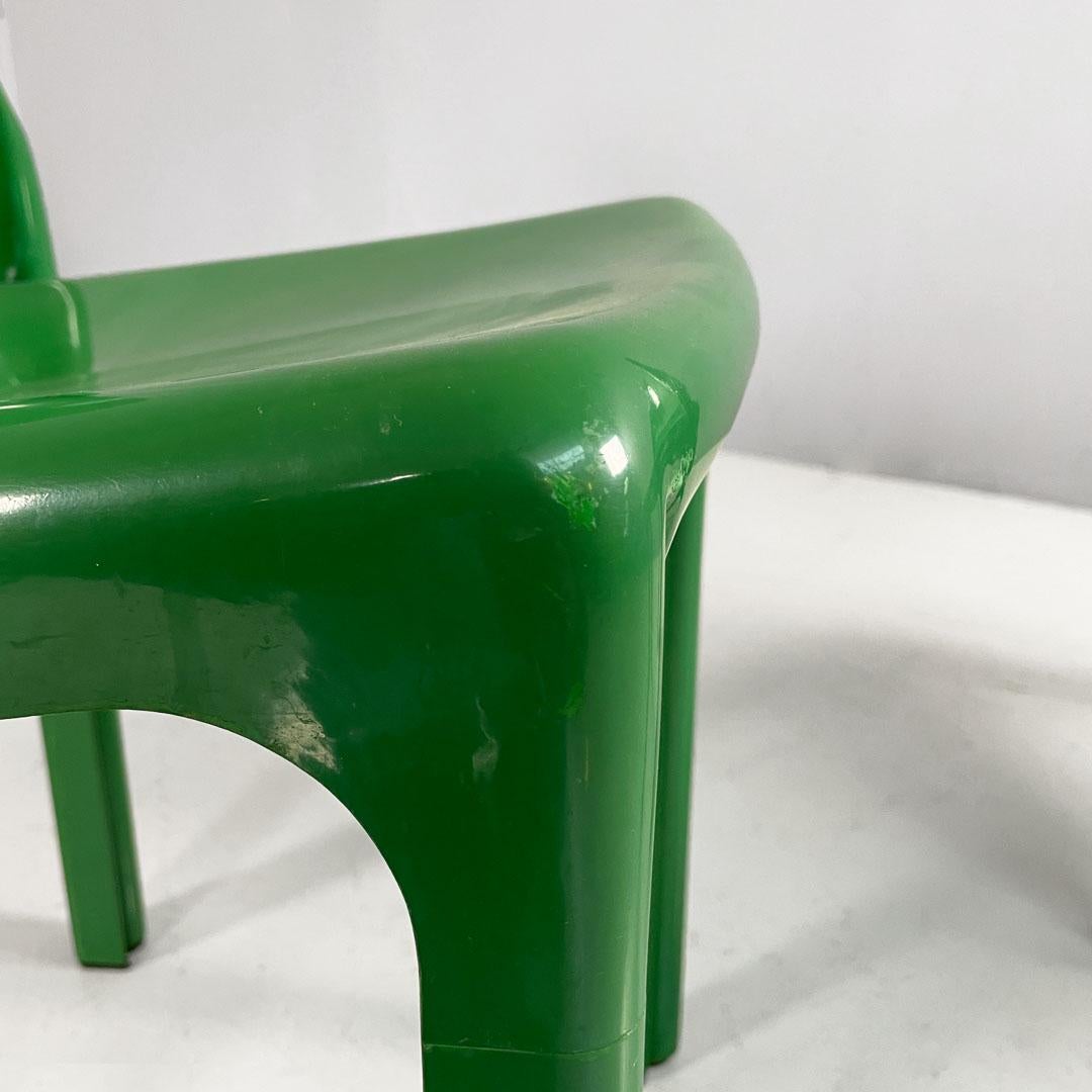 Italian modern green plastic Chairs Selene Vico Magistretti for Artemide, 1960s For Sale 8