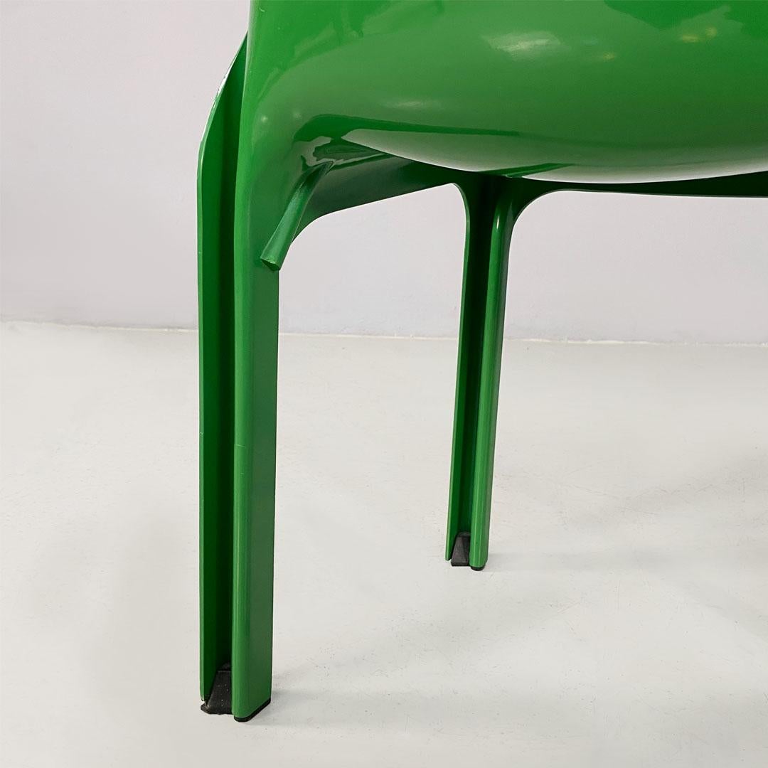 Italian modern green plastic Chairs Selene Vico Magistretti for Artemide, 1960s For Sale 11