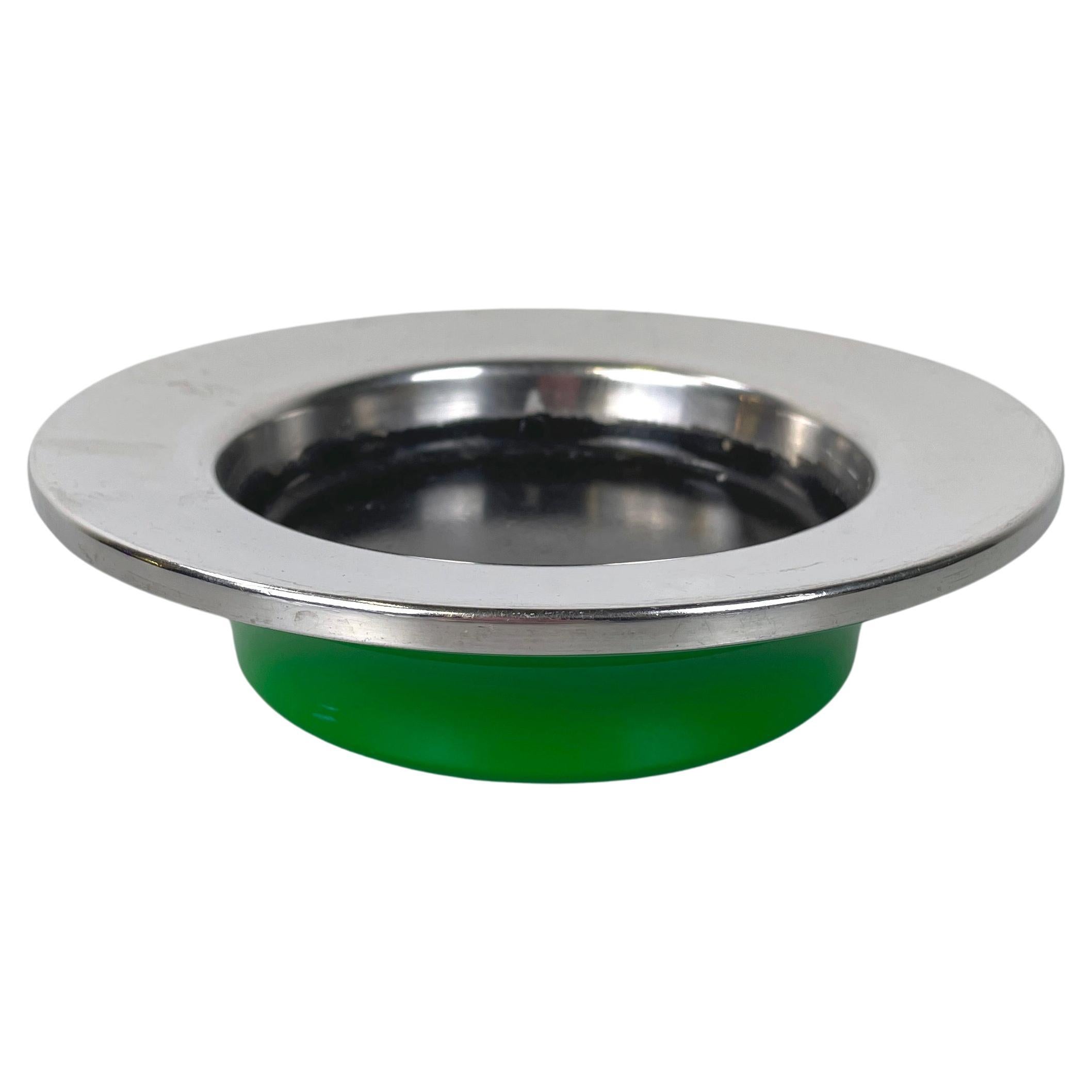 Italian modern Green plastic metal Ashtray by Gino Colombini for Kartell, 1970s For Sale