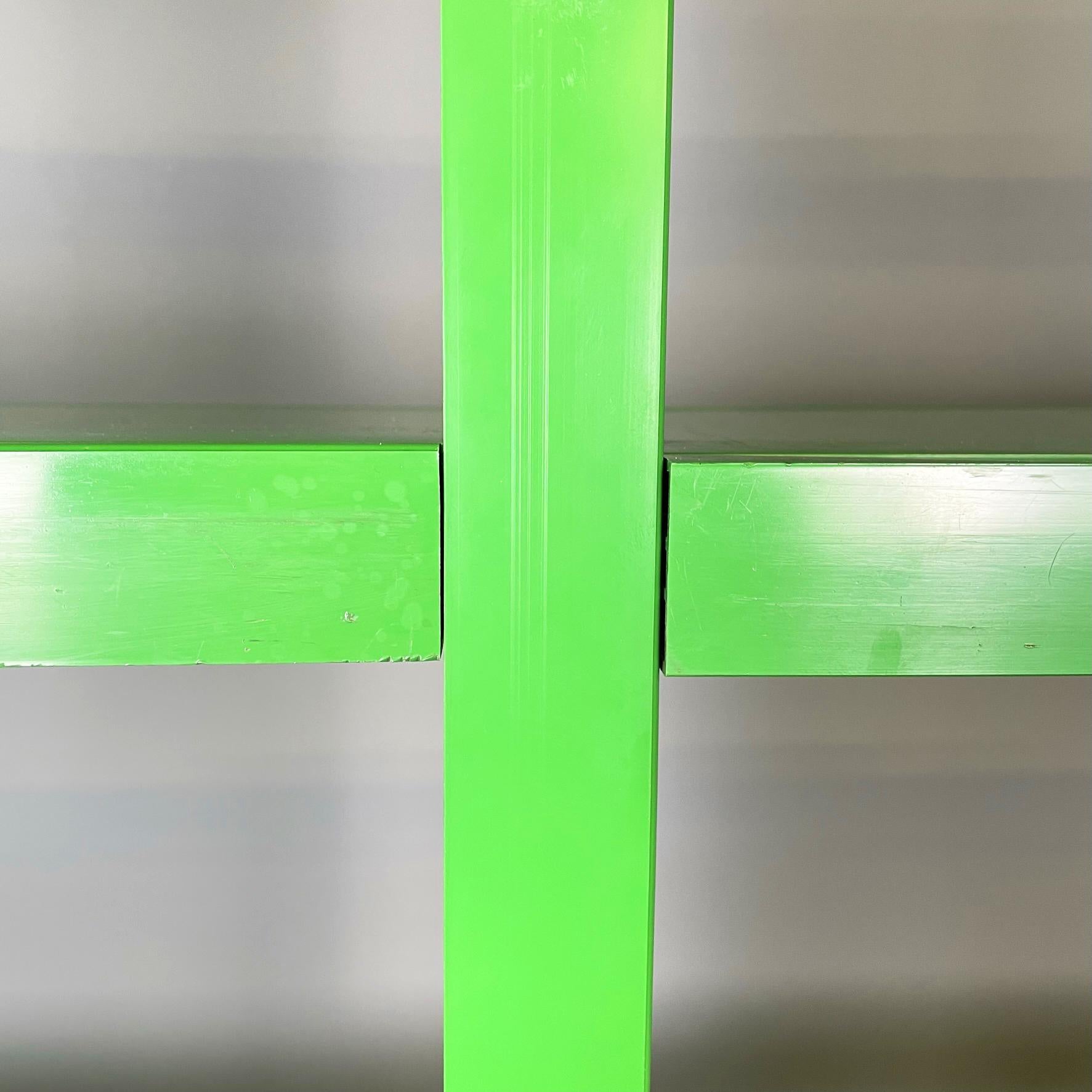Italian modern Green plastic modular Bookcase Dodona by Gismondi Artemide, 1970s 8