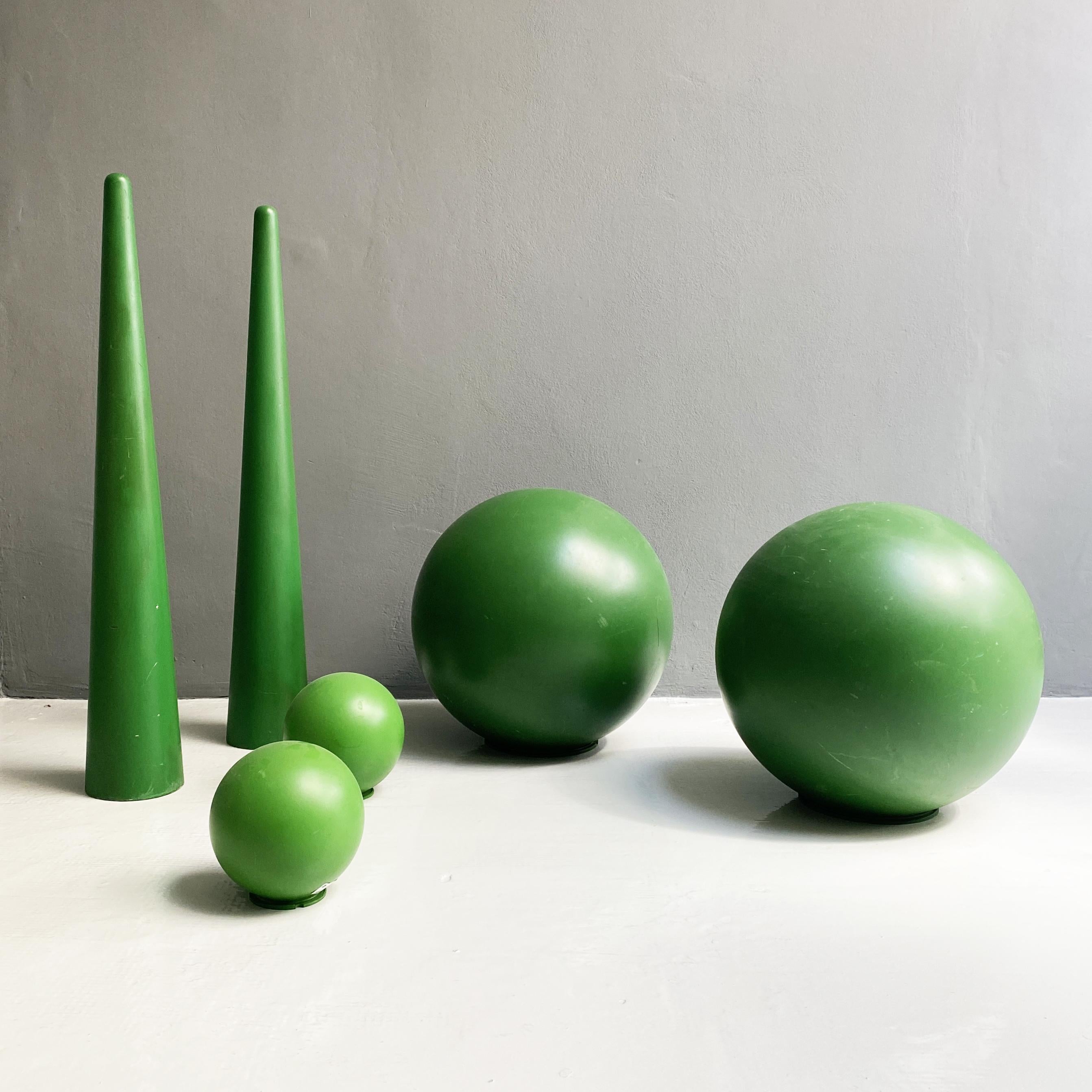 Italian Modern Green Plastic Props for Scenography, 1990s In Good Condition For Sale In MIlano, IT