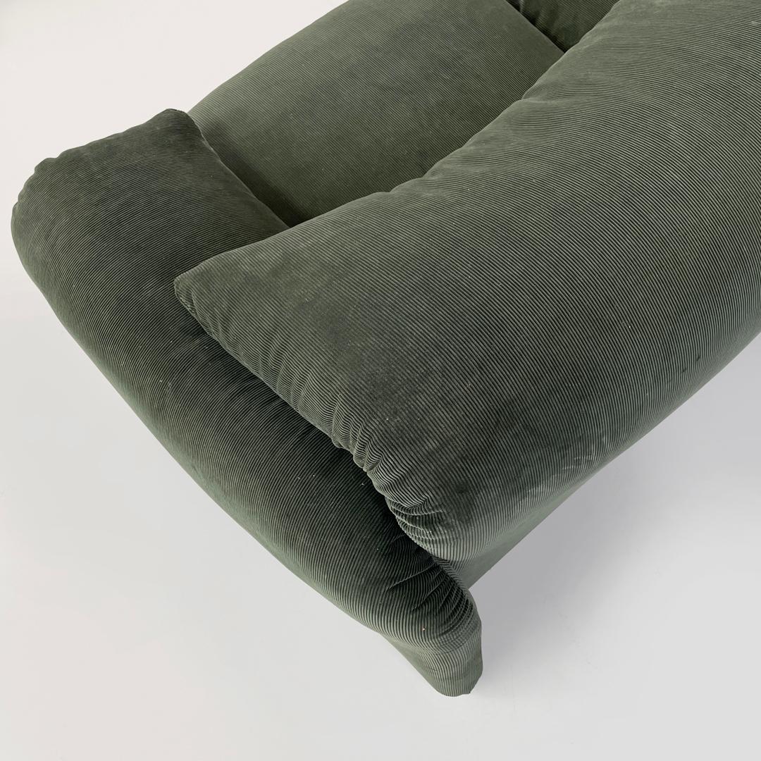Sofá moderno italiano verde Maralunga de Vico Magistretti para Cassina, años 70 4