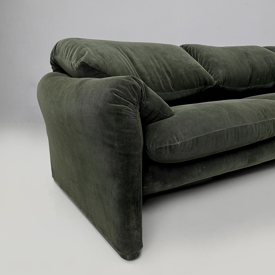 Sofá moderno italiano verde Maralunga de Vico Magistretti para Cassina, años 70 5