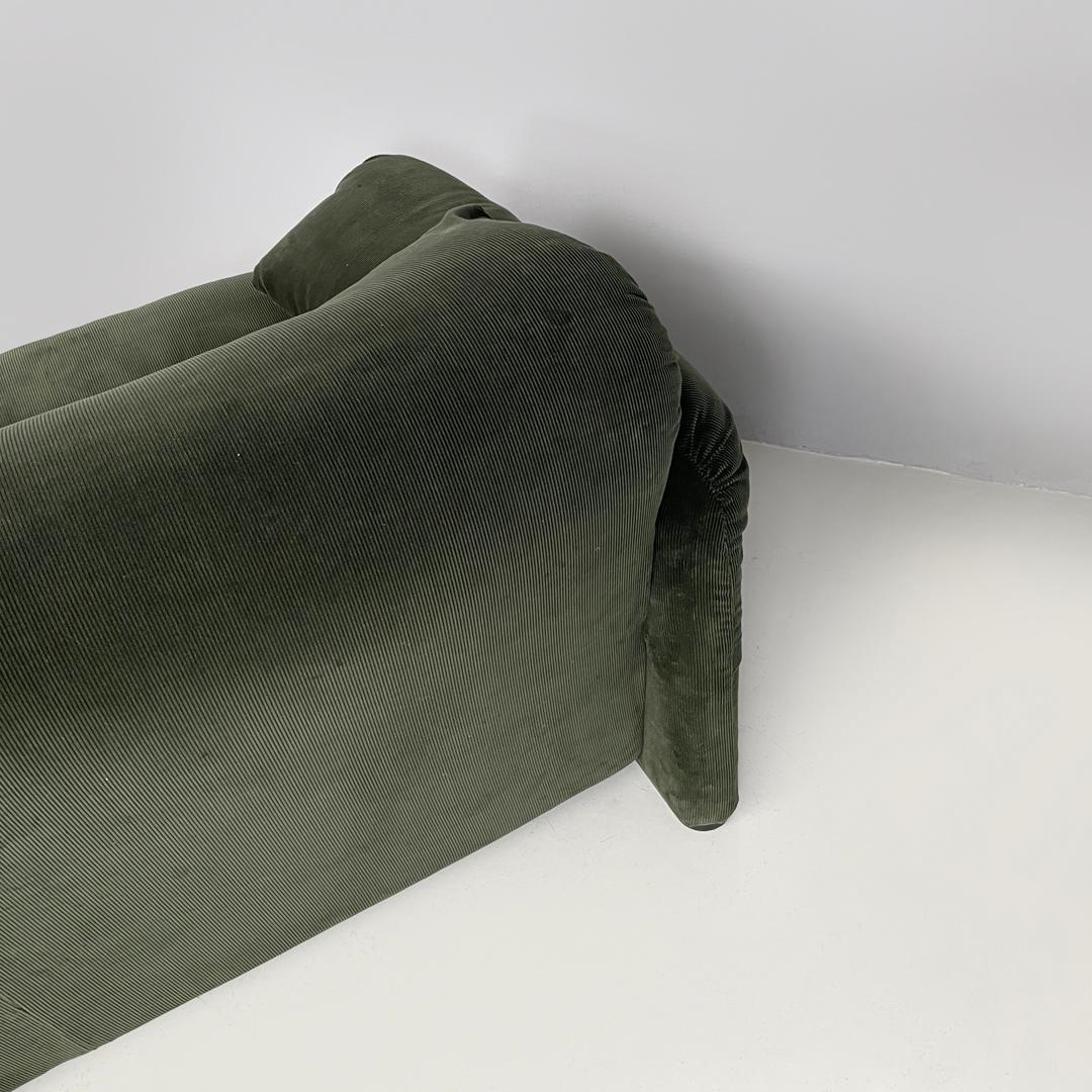 Sofá moderno italiano verde Maralunga de Vico Magistretti para Cassina, años 70 7