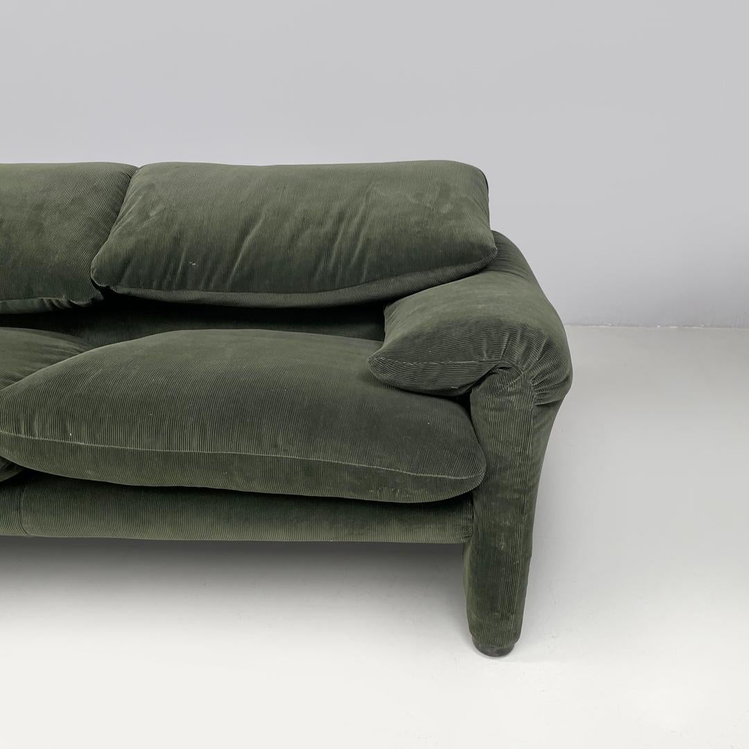 Sofá moderno italiano verde Maralunga de Vico Magistretti para Cassina, años 70 11