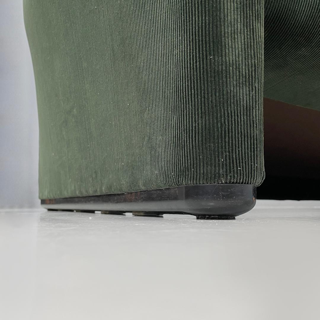 Sofá moderno italiano verde Maralunga de Vico Magistretti para Cassina, años 70 12