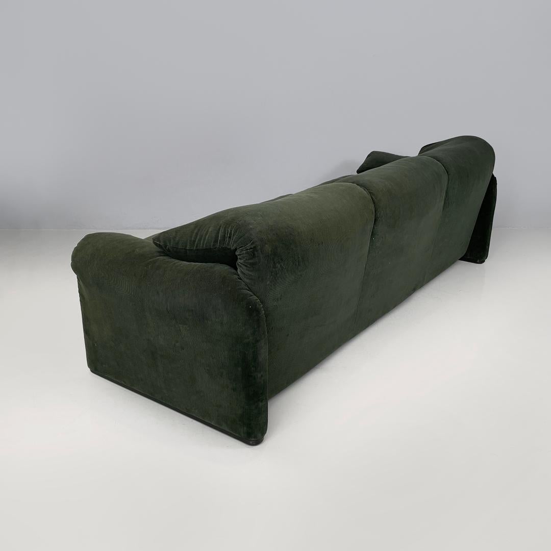 Sofá moderno italiano verde Maralunga de Vico Magistretti para Cassina, años 70 2