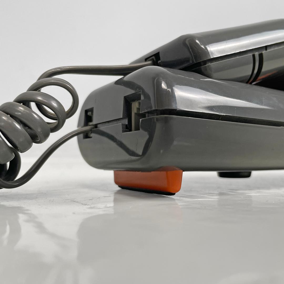 Italian modern grey decorated plastic telephone Twin Phone Deco by Swatch, 1980s For Sale 13
