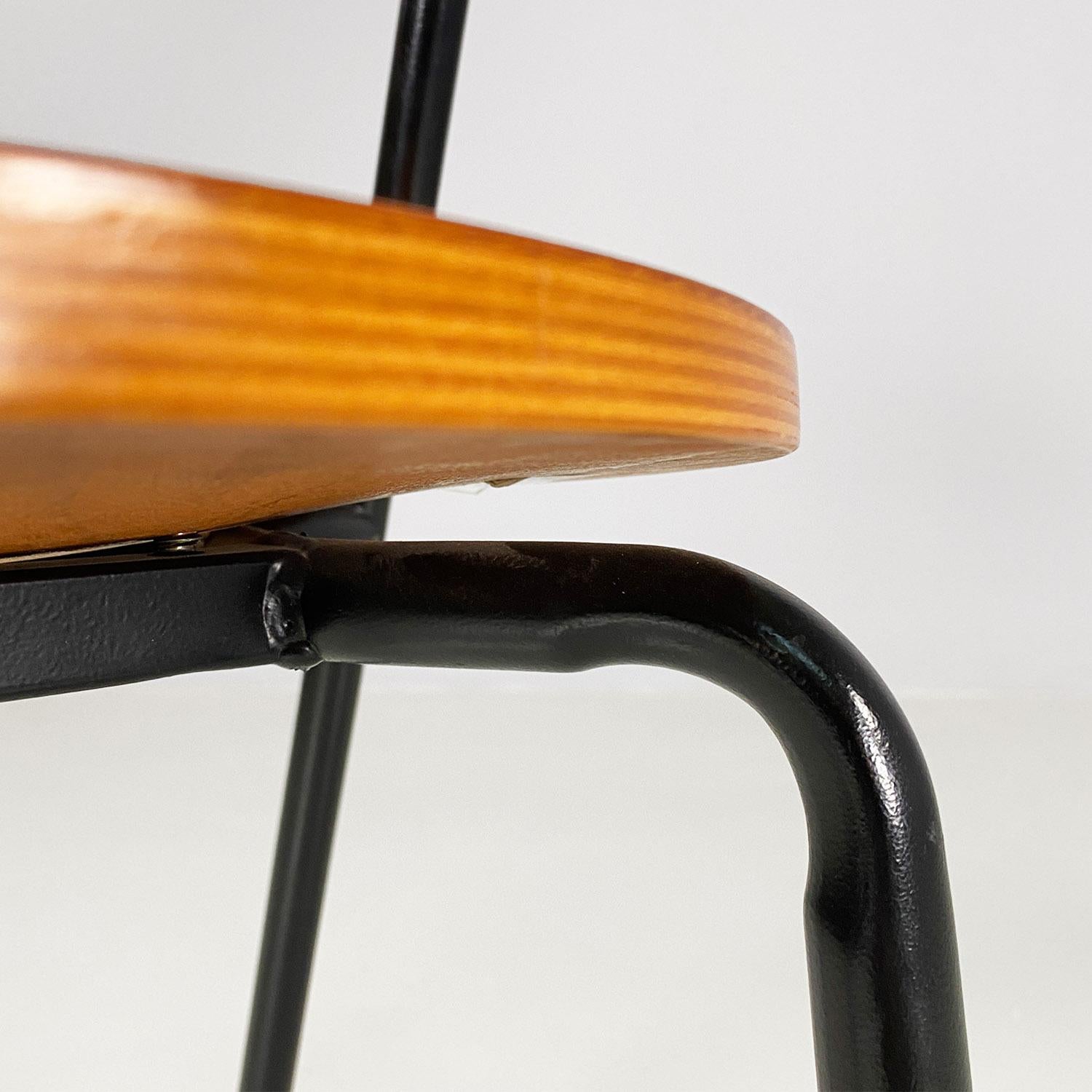 Italian modern grey metal and solid wood Fly Line Chairs, 1980s For Sale 9