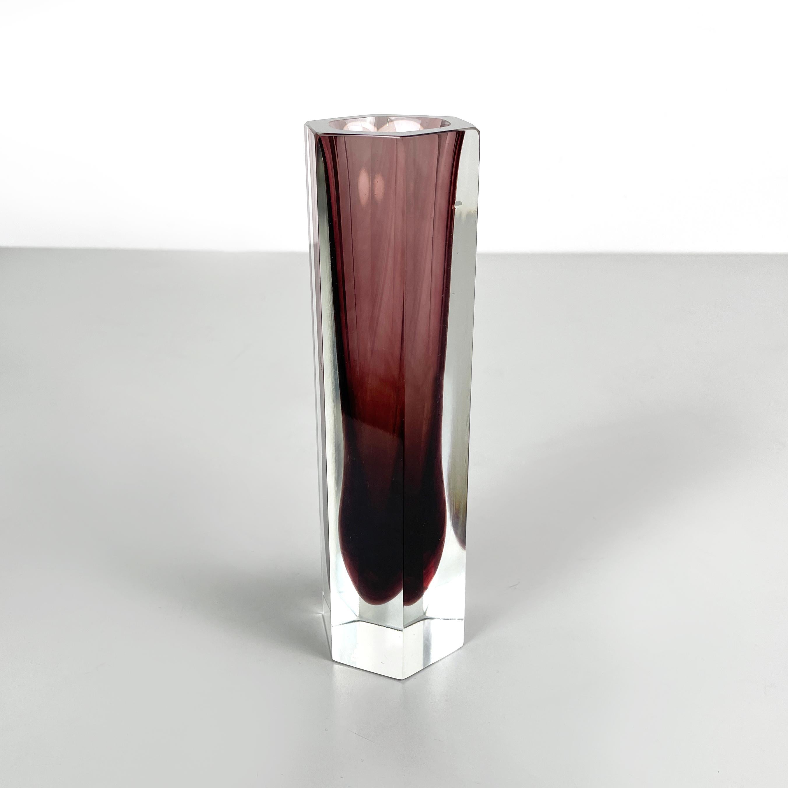Italian modern Hexagonal burgundy Murano glass vase by i Sommersi series, 1970s
Fantastic and vintage hexagonal base vase entirely in thick Murano glass. The glass has different shades in shades of red burgundy on the inside and transparent on the