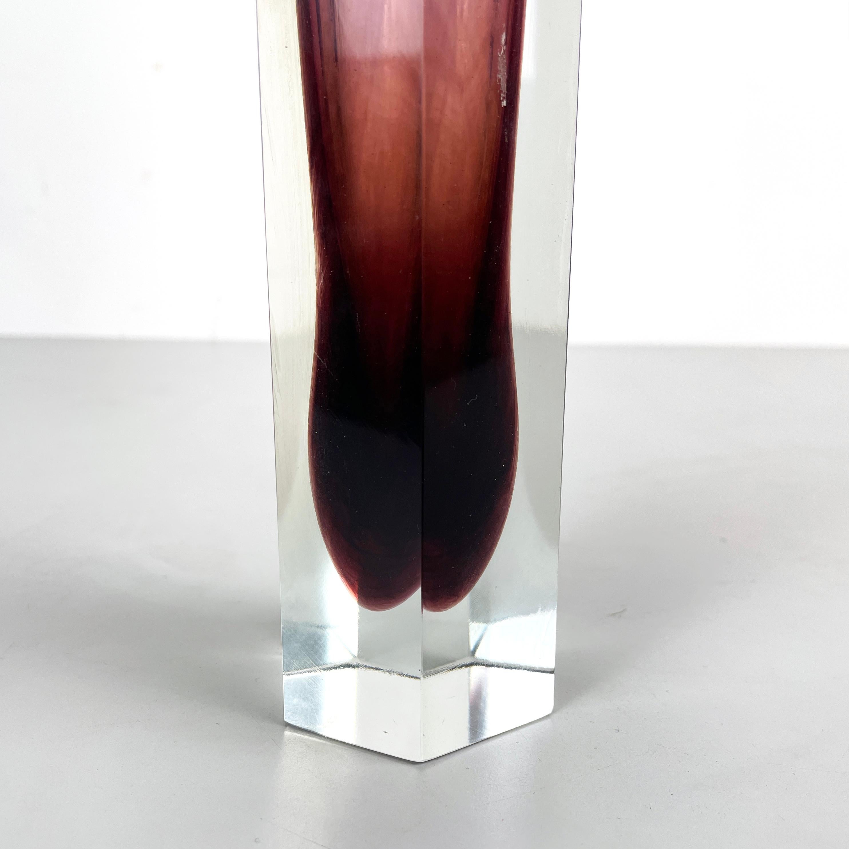 Italian modern Hexagonal burgundy Murano glass vase by i Sommersi series, 1970s For Sale 2