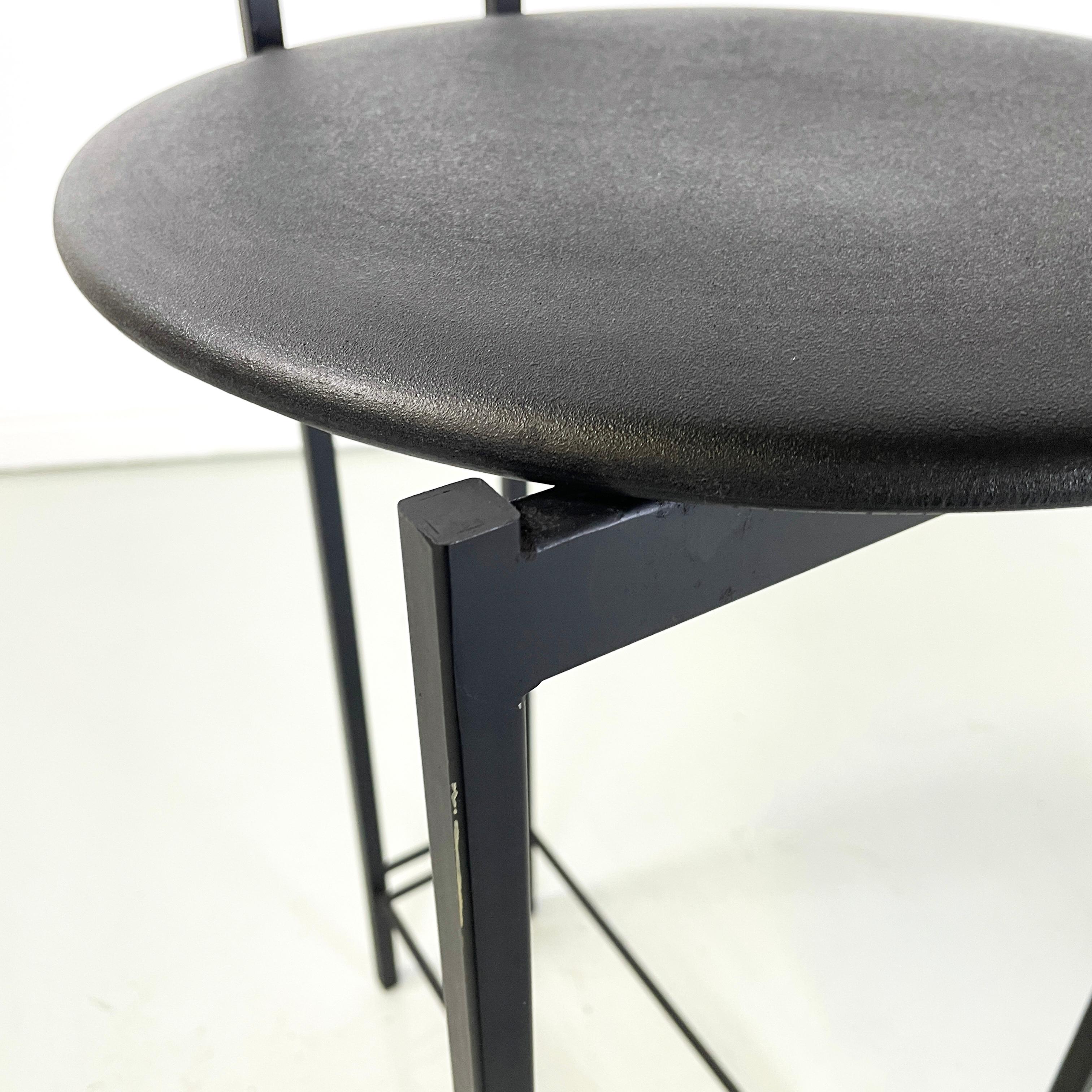 Italian modern high stool in black metal and rubber, 1980s For Sale 5
