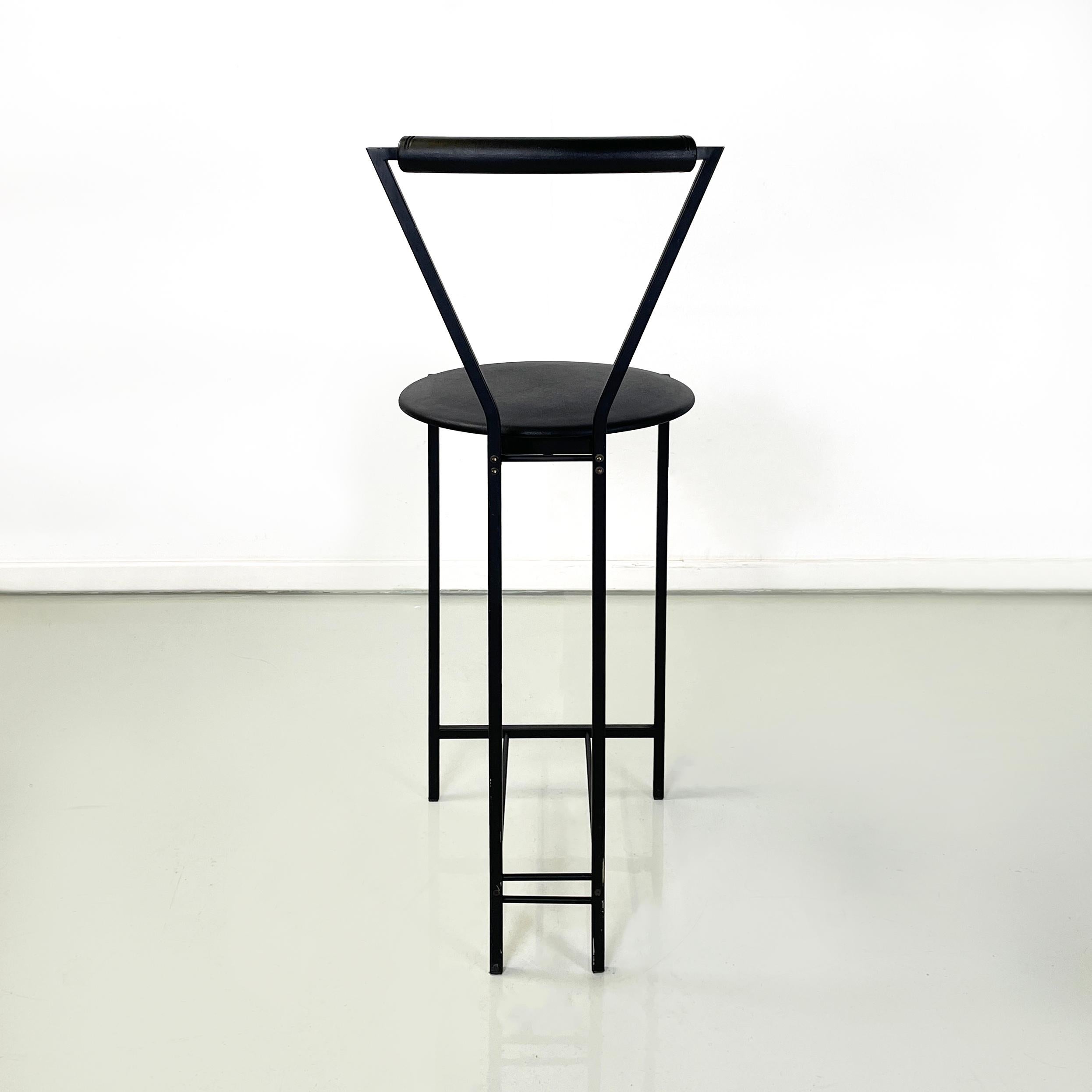 Late 20th Century Italian modern high stool in black metal and rubber, 1980s For Sale