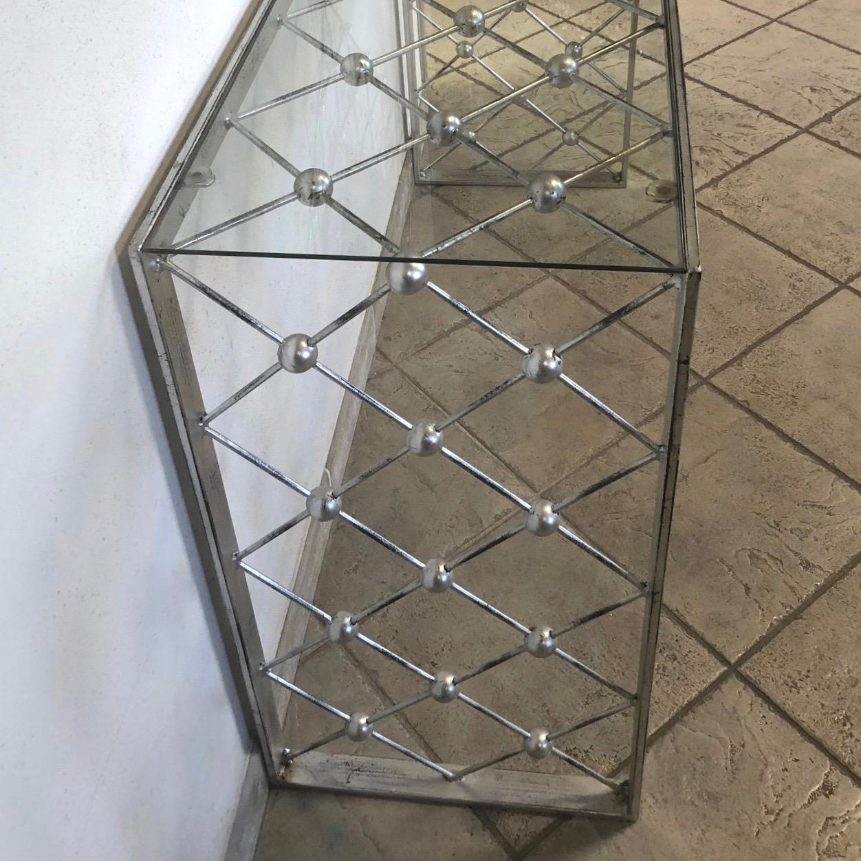 Italienisches modernes Industriedesign Criss Cross Laubsägearbeit Eisen Konsole / Eingangstisch im Angebot 4