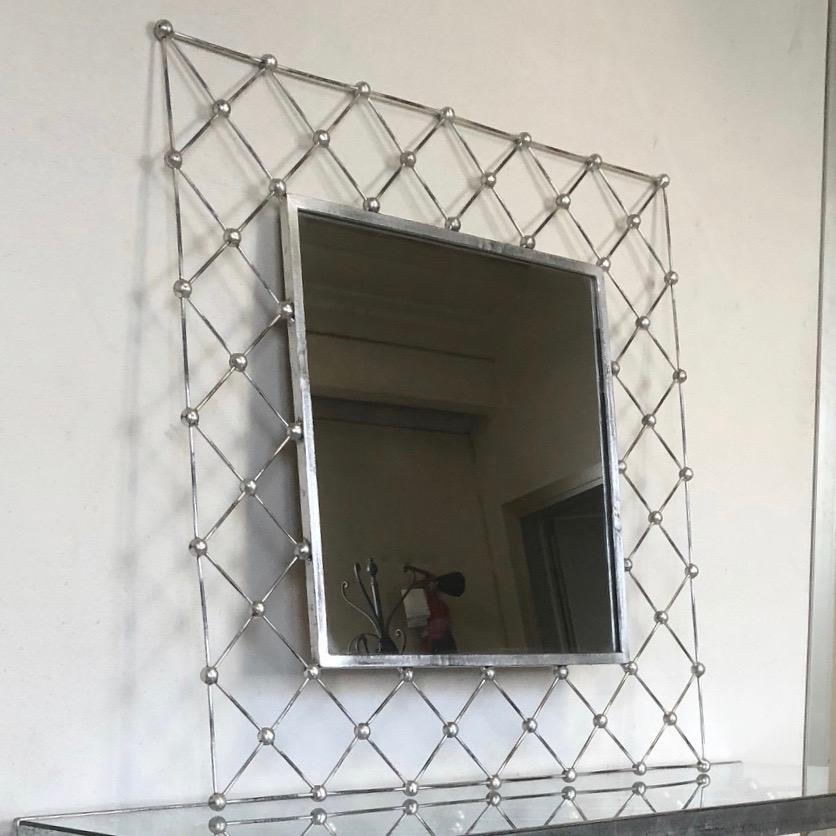 Brutalisme Miroir en fer chantouré et entrecroisé, de style italien moderne et industriel, de décoration intérieure de maison en vente