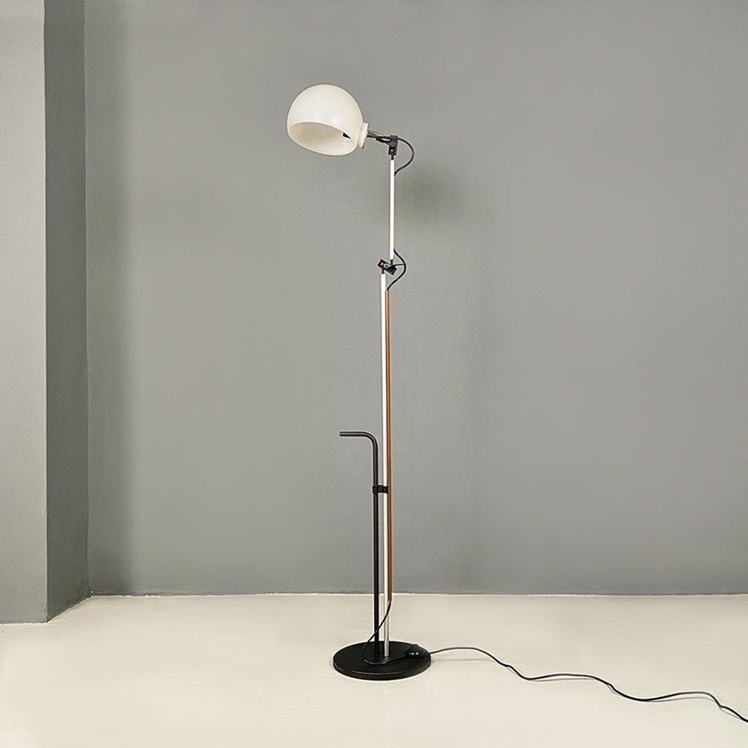 Italian modern cast iron, metal and plastic Aggregato floor lamp by Enzo Mari for Artemide, 1970s
Aggregato model adjustable floor lamp, with metal structure, cast iron base and matt white plastic lampshade, equipped with various joints for