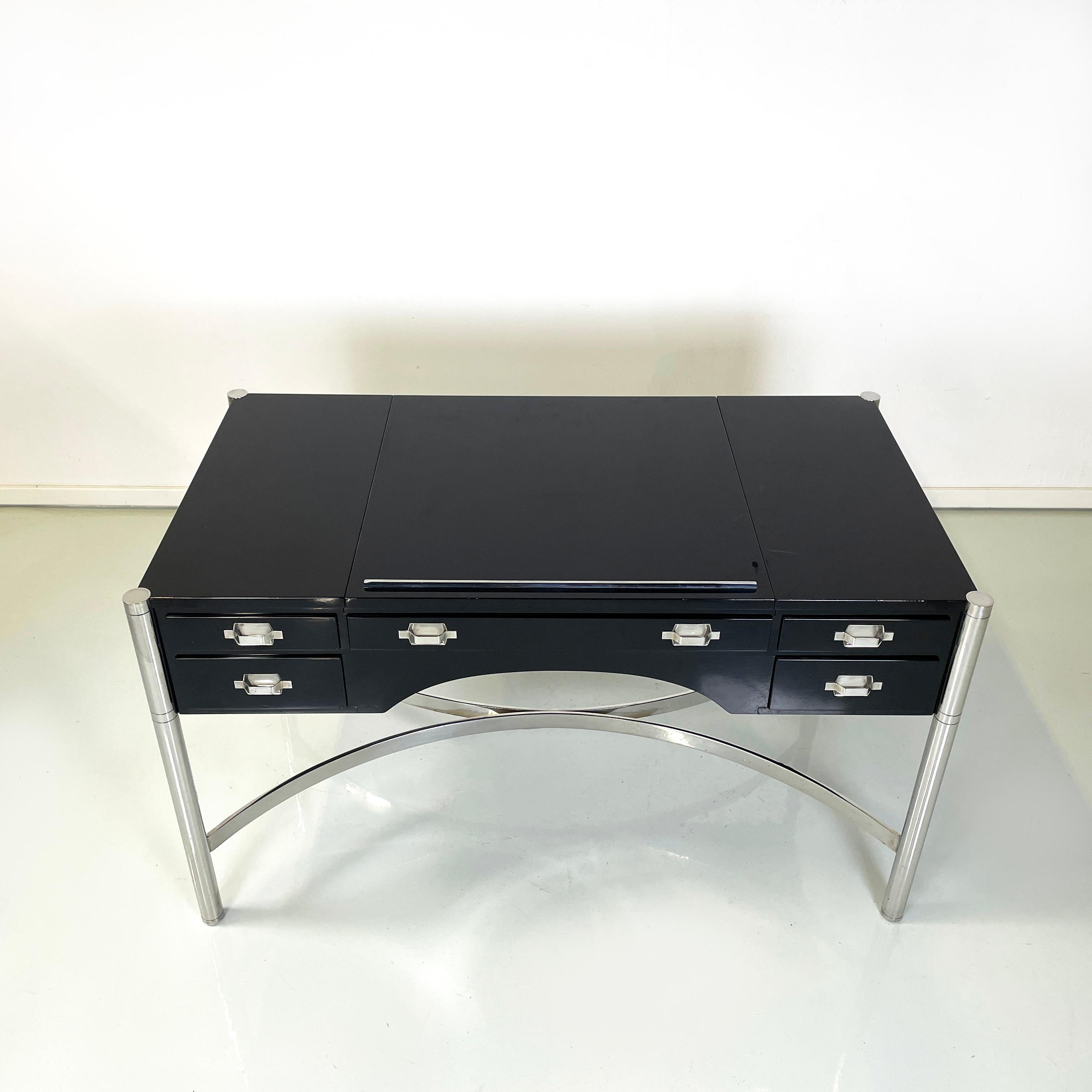 Late 20th Century Italian modern Lacquered wood and chromed metal desk by  D.I.D., 1970s For Sale