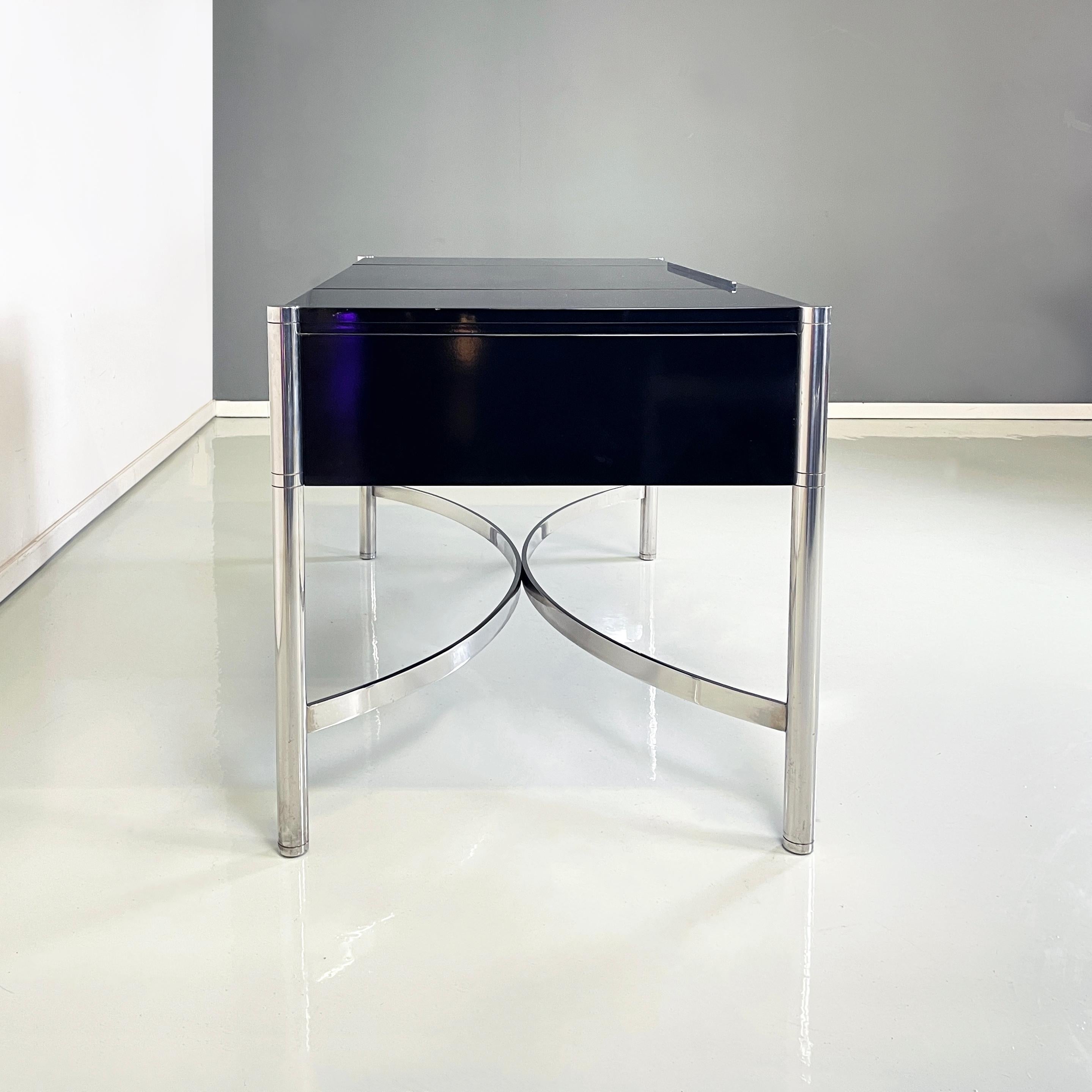 Metal Italian modern Lacquered wood and chromed metal desk by  D.I.D., 1970s For Sale