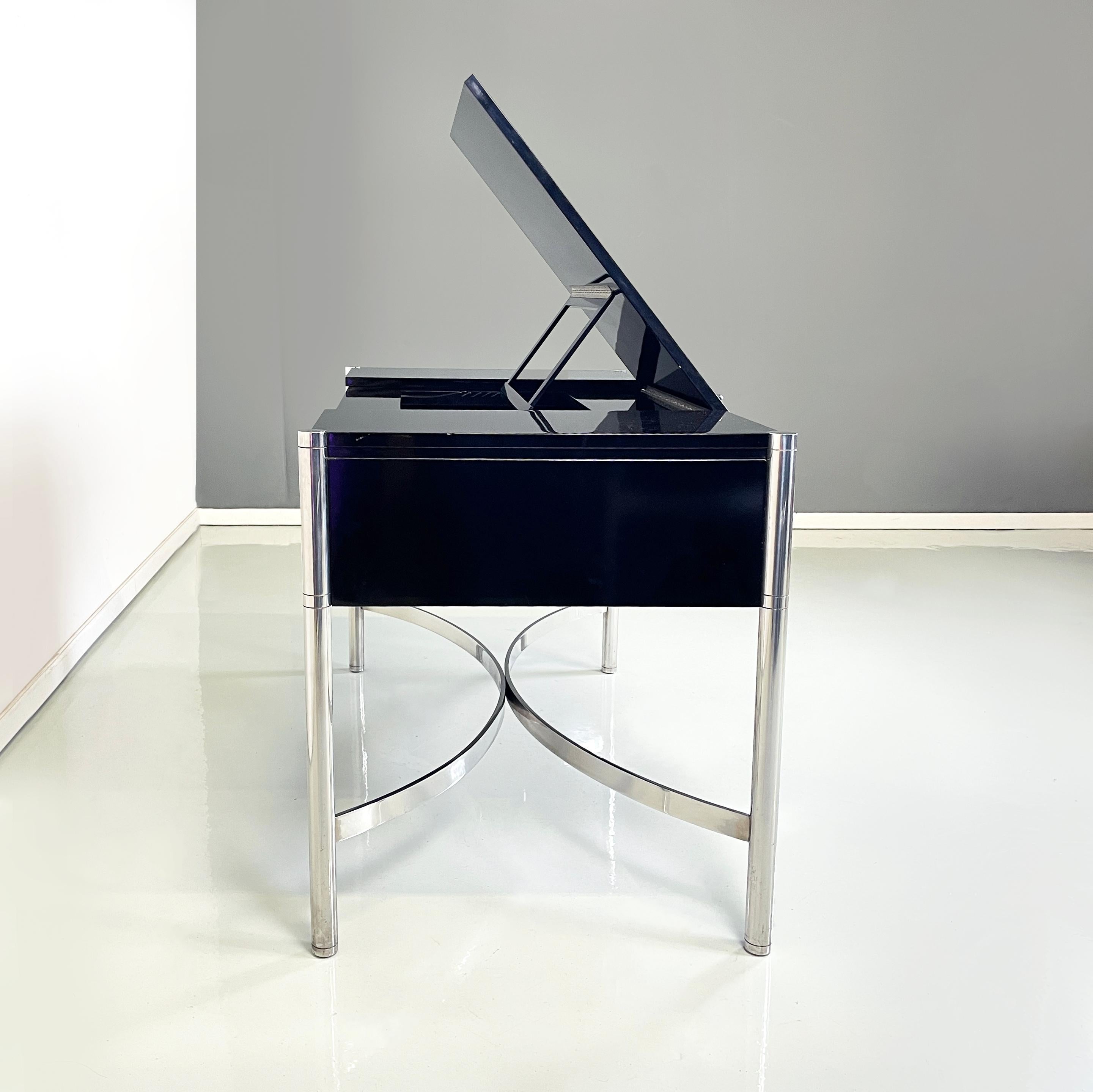 Italian modern Lacquered wood and chromed metal desk by  D.I.D., 1970s For Sale 1
