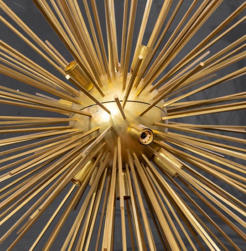 Italian Modern Large Brass Sputnik Chandelier In Good Condition In New York, NY