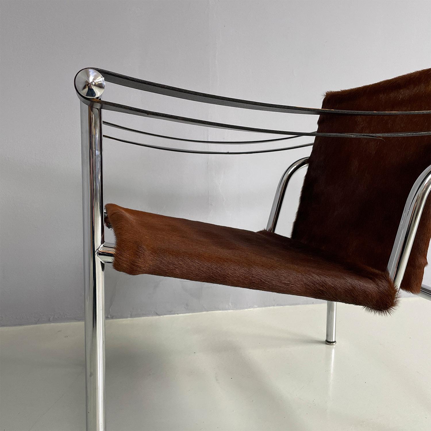 Italian modern LC1 armchair, Le Corbusier, Jeanneret and Perriand, Cassina 1960s For Sale 9