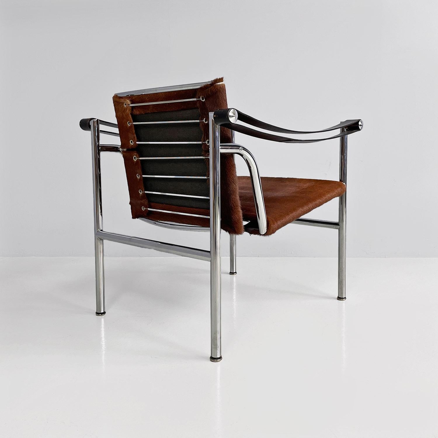 Italian modern LC1 armchair, Le Corbusier, Jeanneret and Perriand, Cassina 1960s For Sale 1
