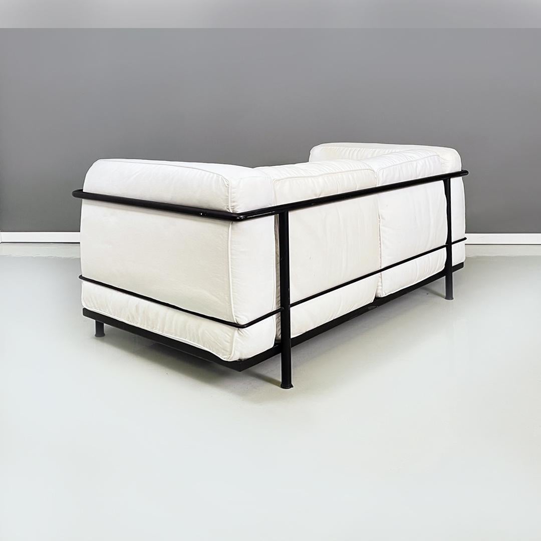 Modernes italienisches modernes Lc2-Sofa, Le Corbusier, Jeanneret und Perriand für Cassina, 1980er Jahre im Zustand „Gut“ im Angebot in MIlano, IT