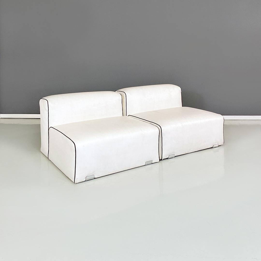 Italian Modern Leather and Steel Armchairs by Kazuhide Takahama for Gavina 1970s In Good Condition For Sale In MIlano, IT