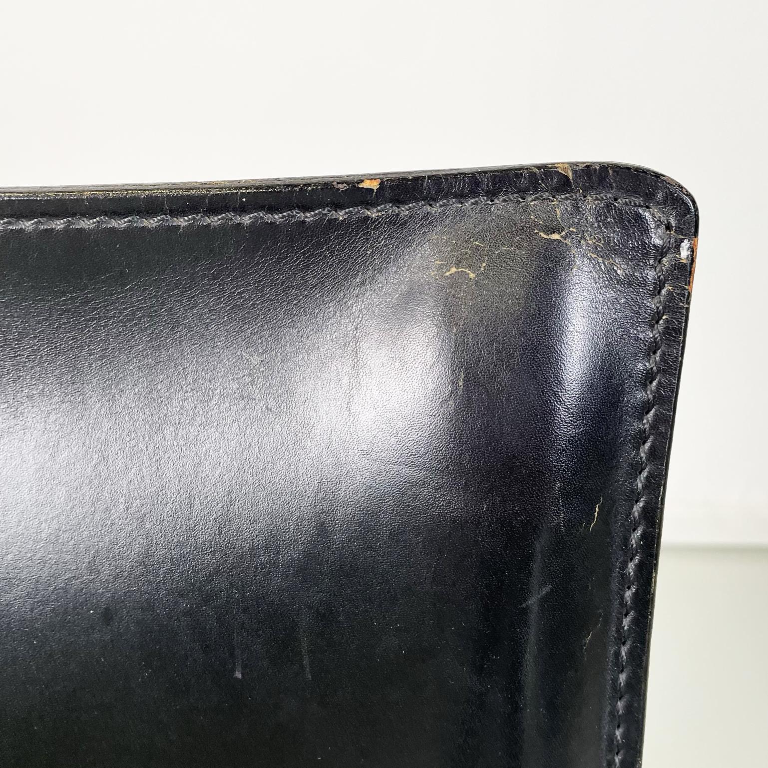 Italian modern Leather chairs mod CAB 414 by Mario Bellini for Cassina, 1980s For Sale 5