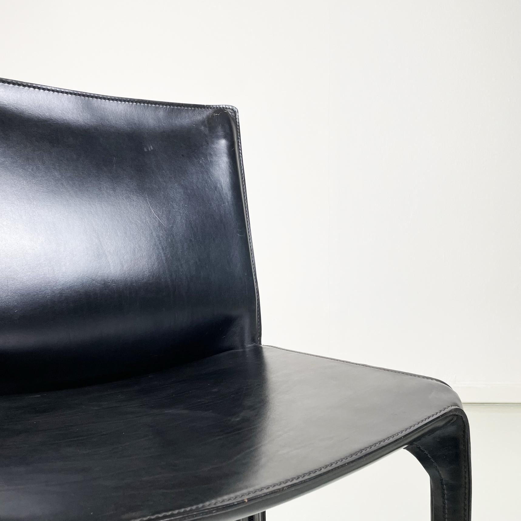Italian modern Leather chairs mod CAB 414 by Mario Bellini for Cassina, 1980s  For Sale 2