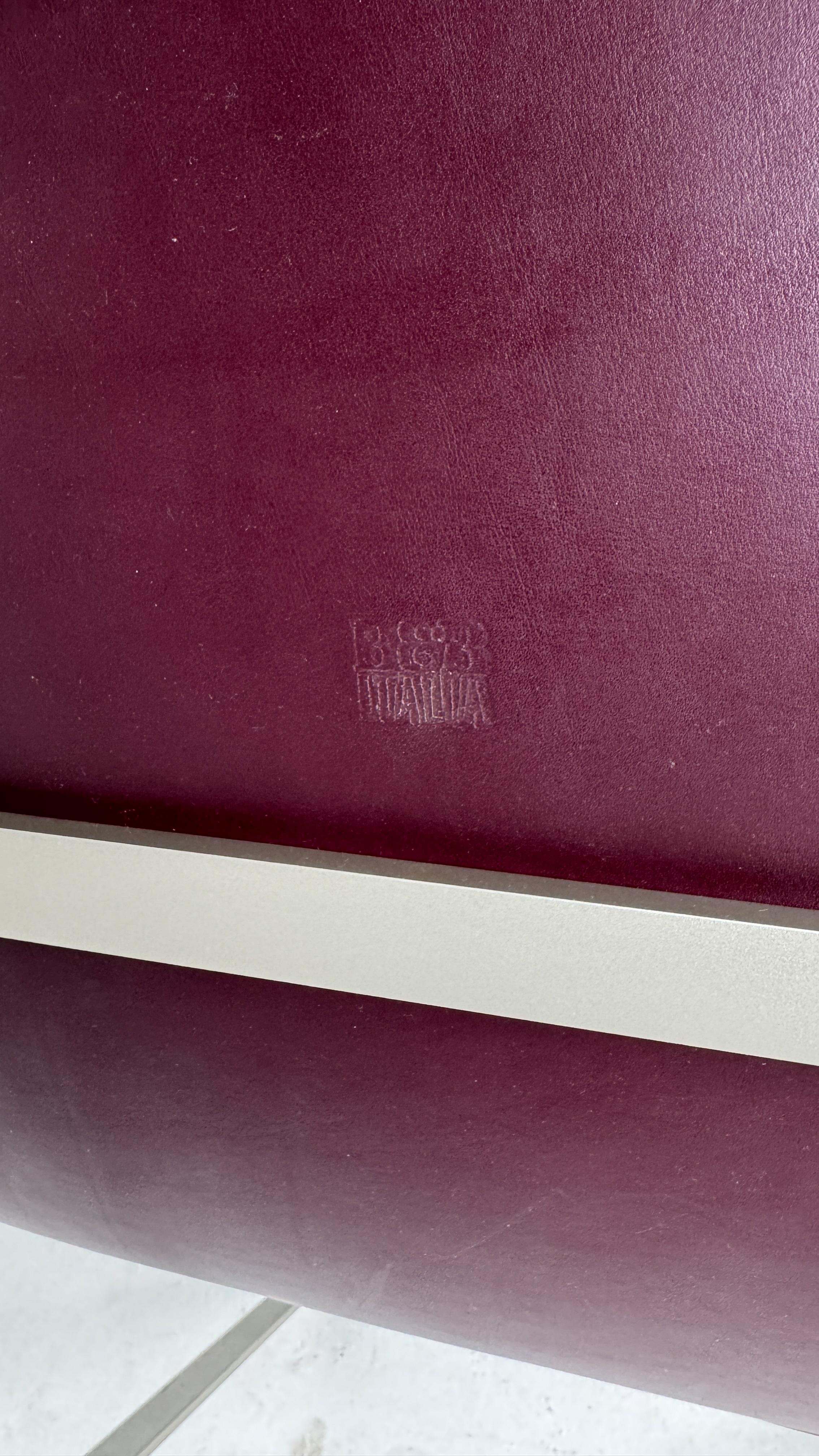 Fauteuil de salon Landscape italien moderne en cuir, Jeffrey Bernett, B&B Italia en vente 3