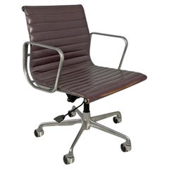 Bürostühle und Schreibtischstühle aus Metall