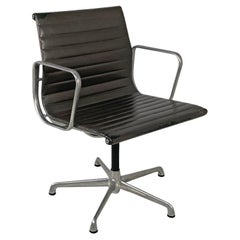 Italian modern leather office chair by Charles and Ray Eames for ICF, 1970s
