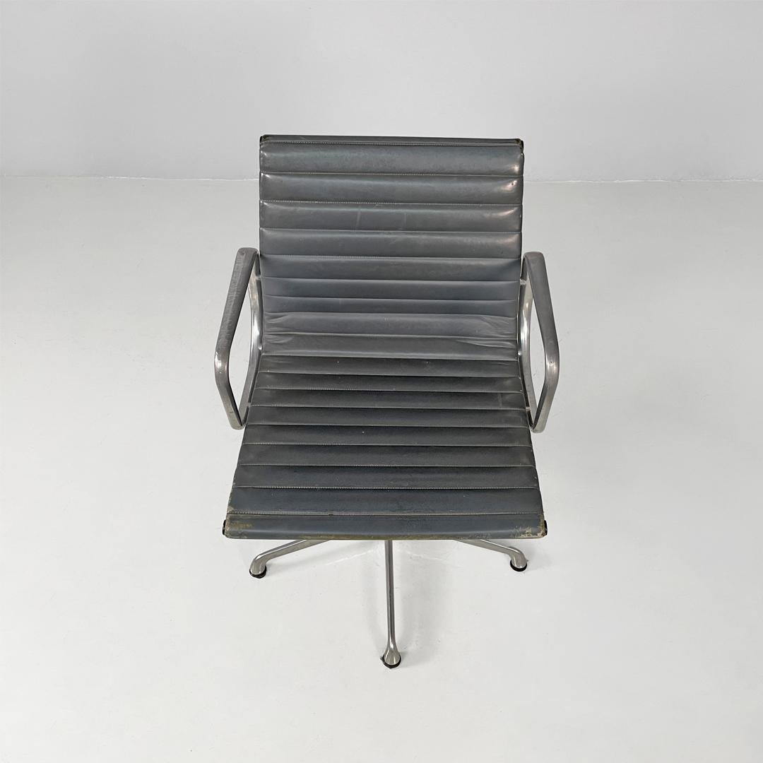 Italian modern leather office chairs by Charles and Ray Eames for ICF, 1970s im Angebot 12