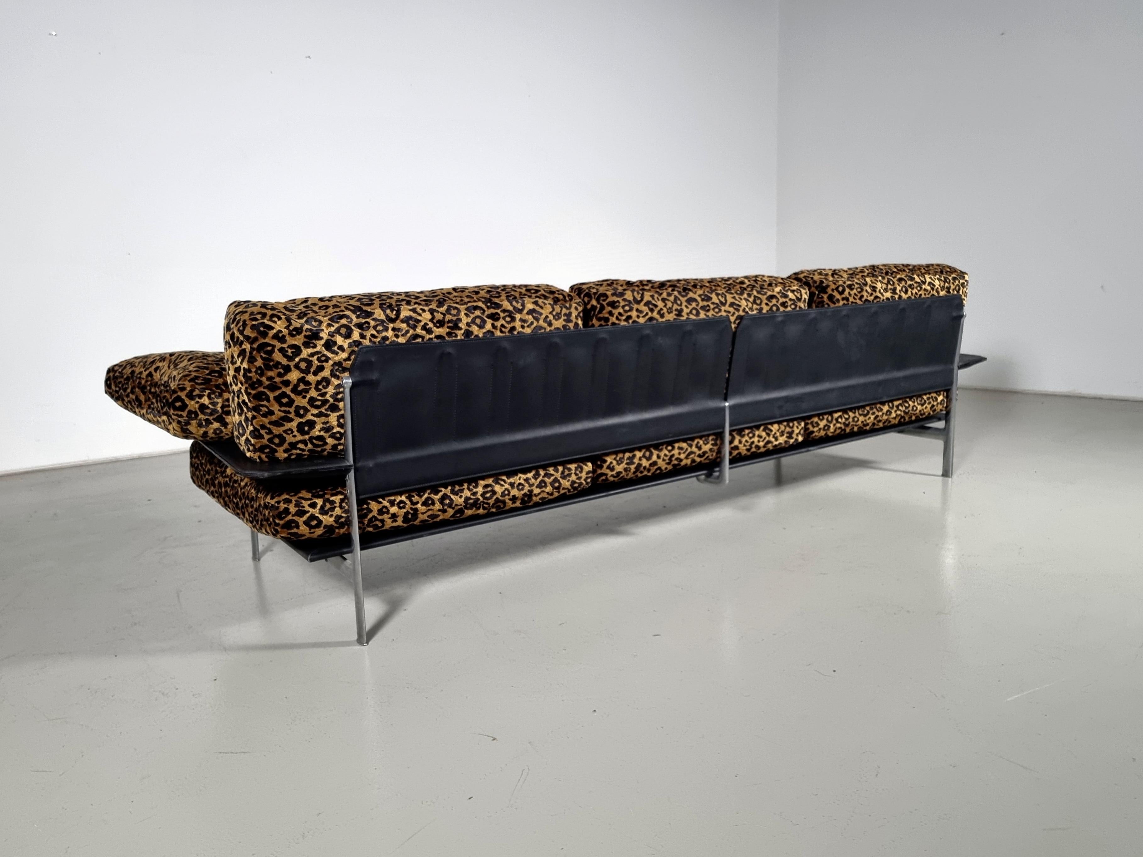 Late 20th Century Italian Modern Leopard velvet Diesis sofa by Antonio Citterio for B&B, 1980s For Sale