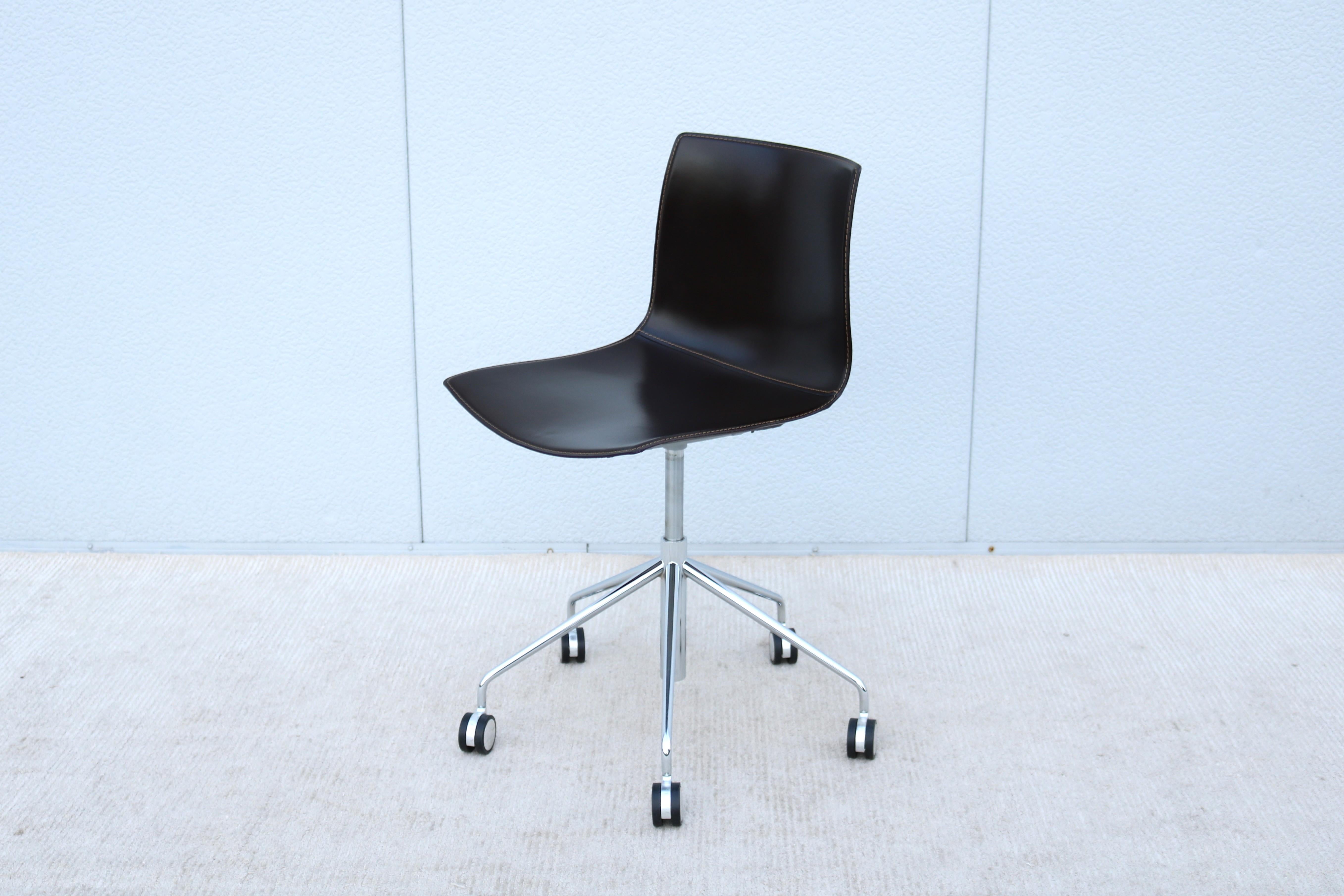 Italian Modern Lievore Altherr Molina for Arper Catifa Leather Swivel Desk Chair For Sale 5