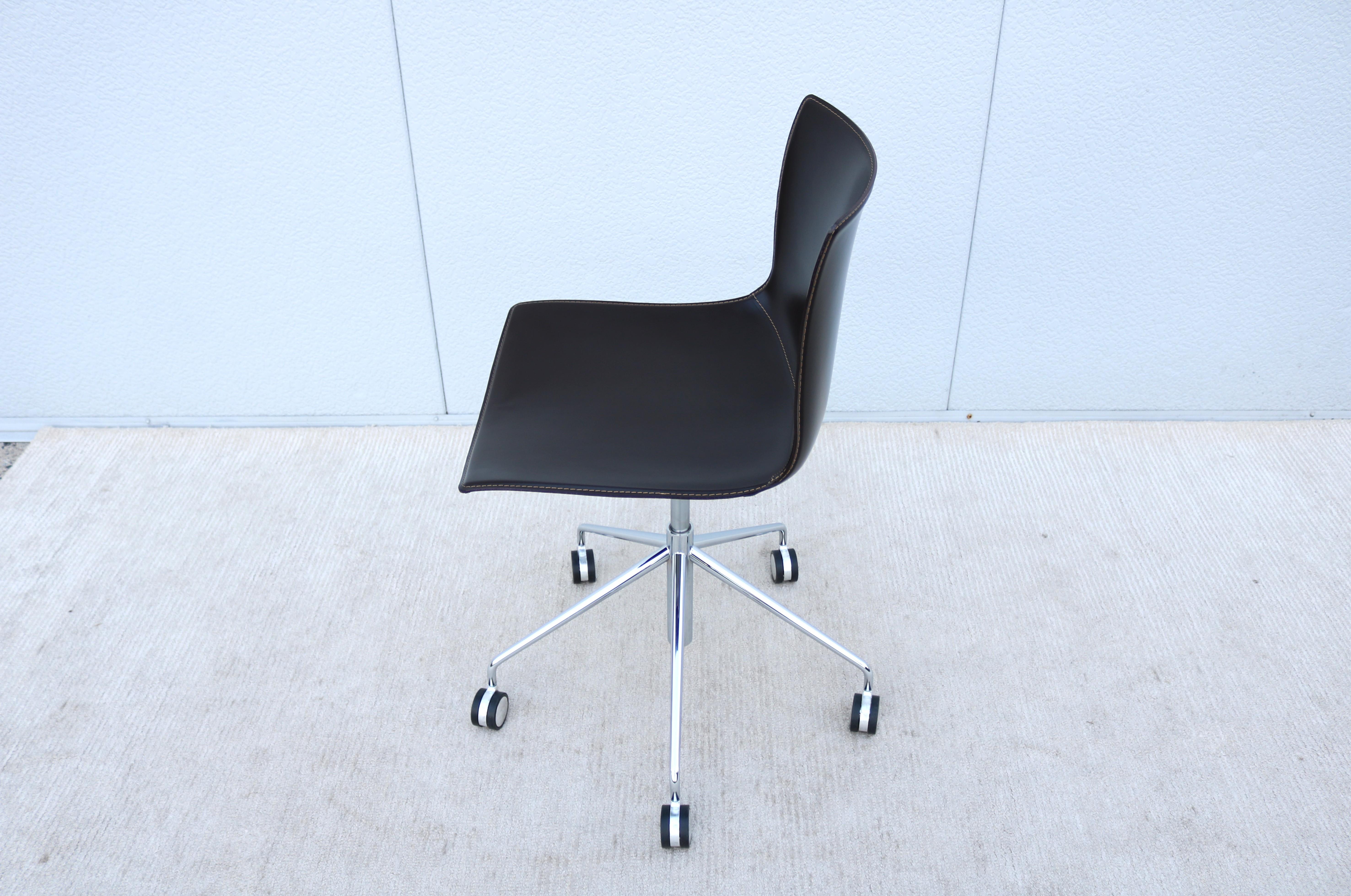 Italian Modern Lievore Altherr Molina for Arper Catifa Leather Swivel Desk Chair For Sale 6