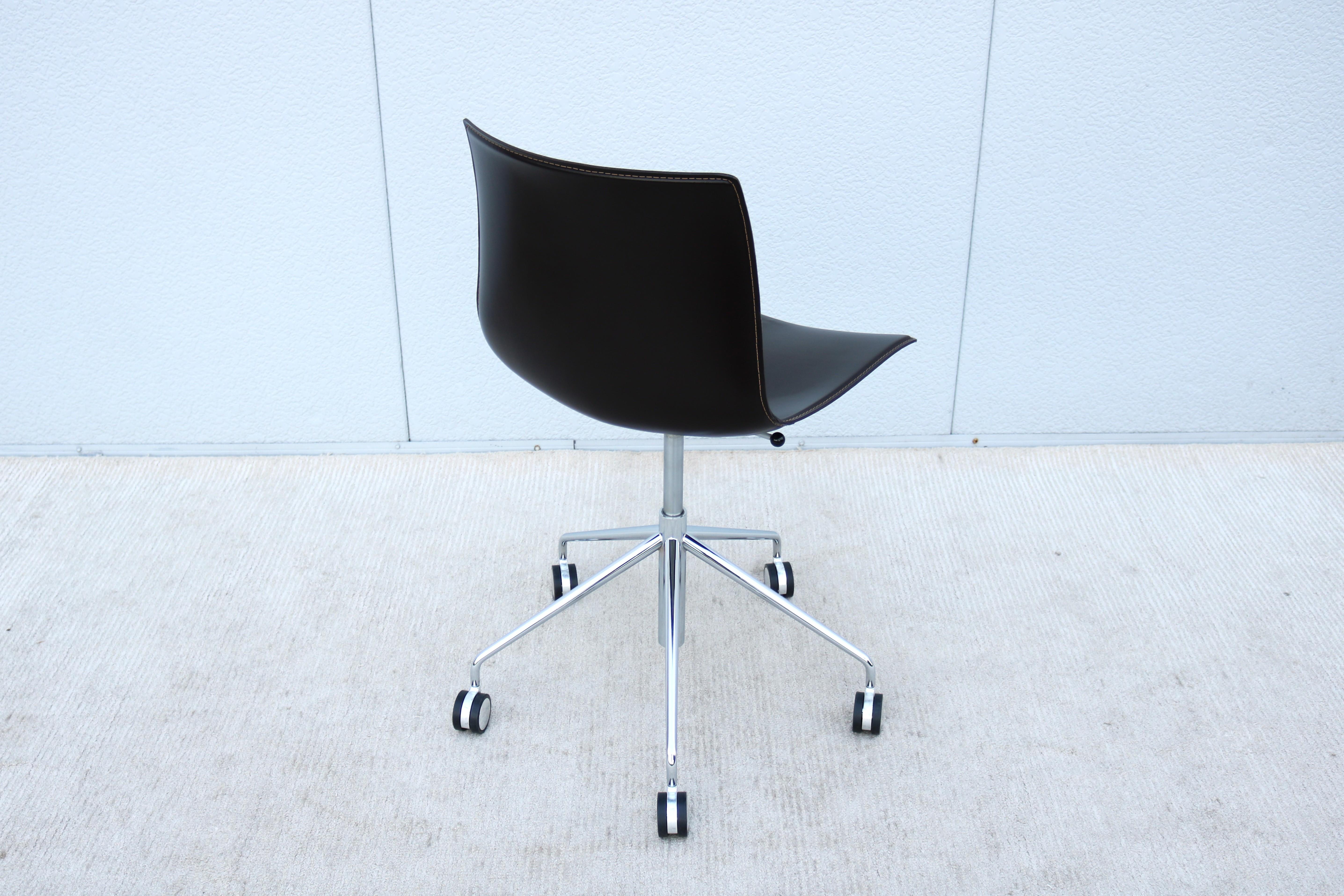 Italian Modern Lievore Altherr Molina for Arper Catifa Leather Swivel Desk Chair For Sale 8