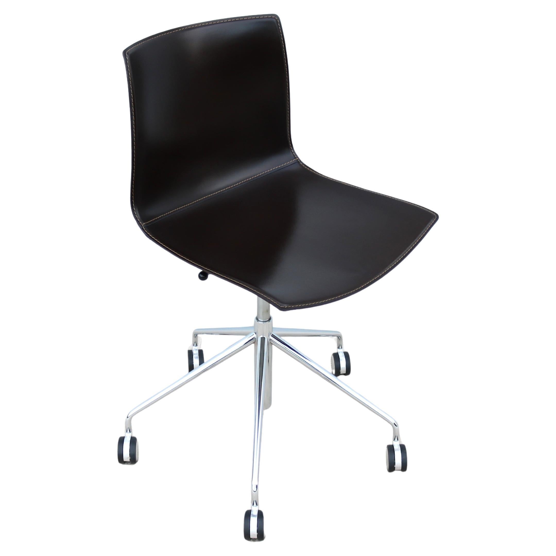 Italian Modern Lievore Altherr Molina for Arper Catifa Leather Swivel Desk Chair For Sale