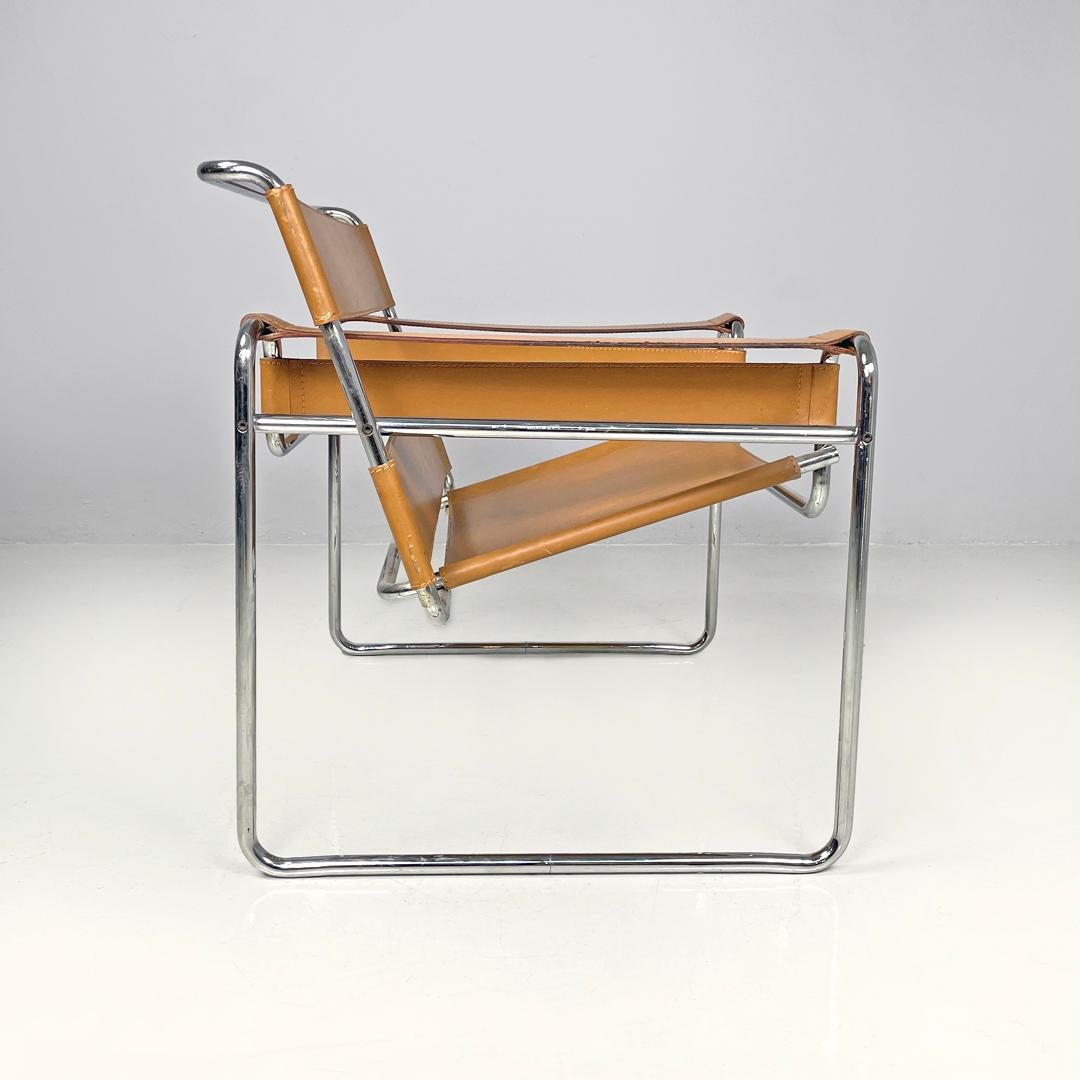 Italian modern light brown armchairs Wassily by Marcel Breuer for Gavina, 1970s In Good Condition For Sale In MIlano, IT