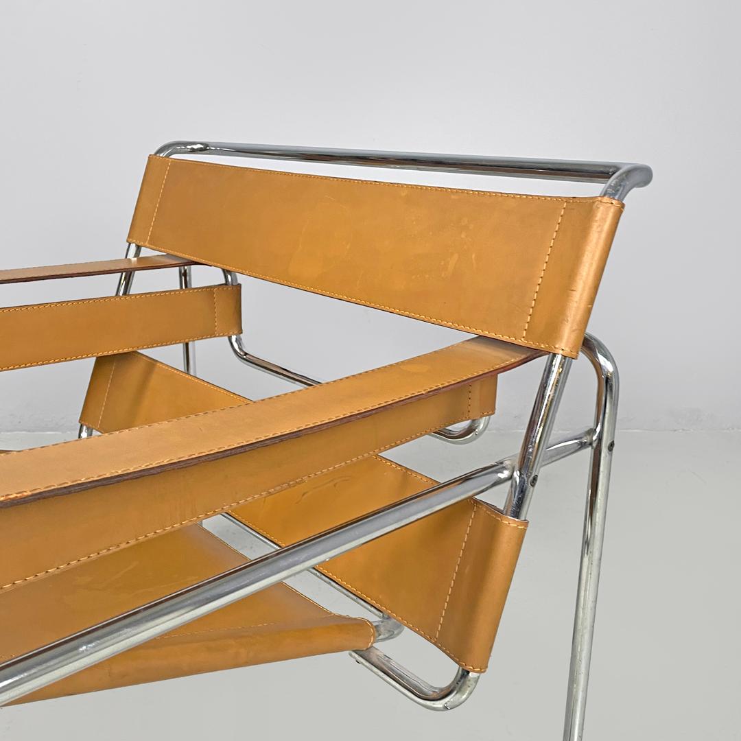 Italian modern light brown armchairs Wassily by Marcel Breuer for Gavina, 1970s For Sale 3