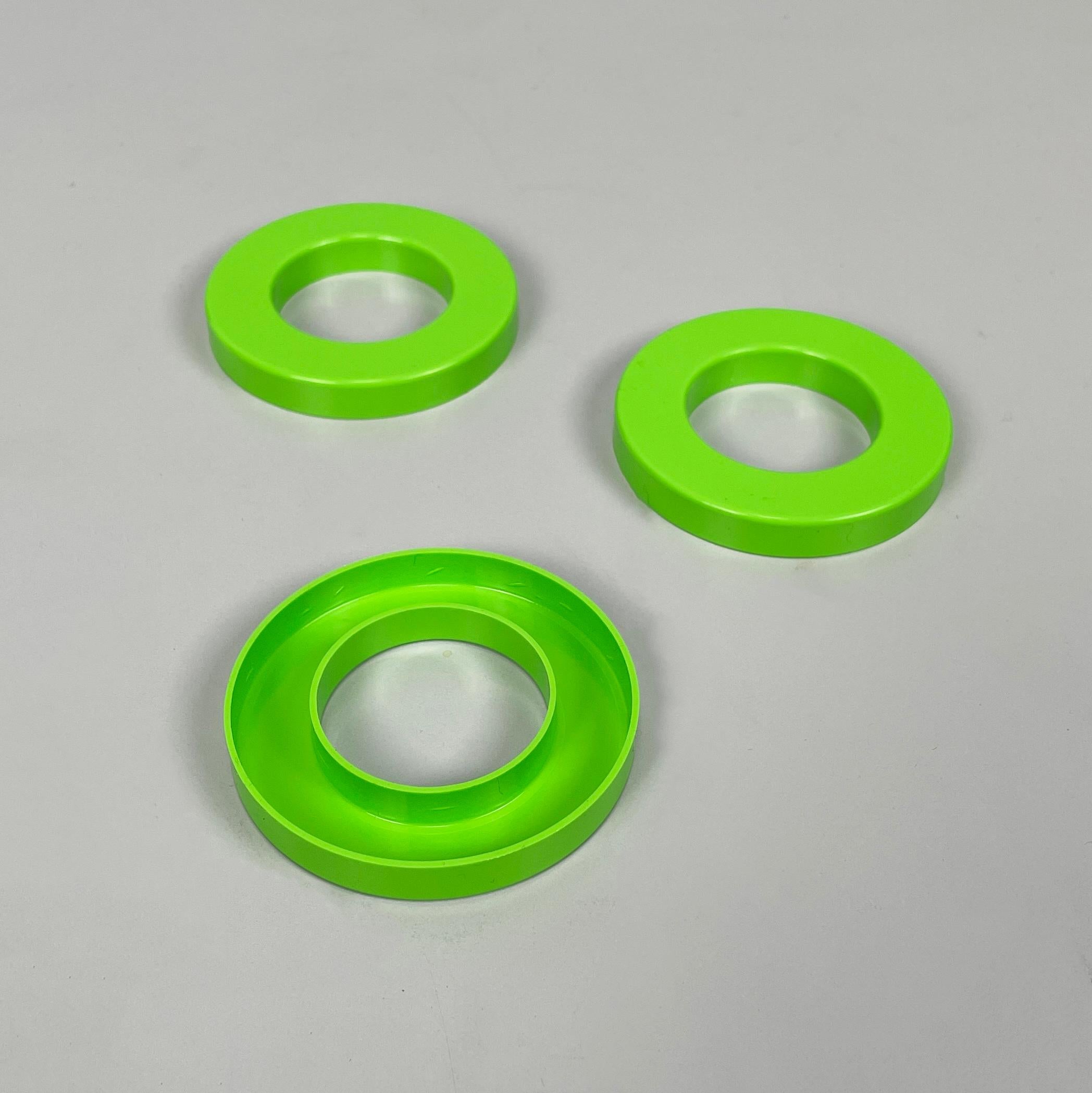 Italian modern light green rings for perpetual wall calendar by Ring A Date 2020 For Sale 2