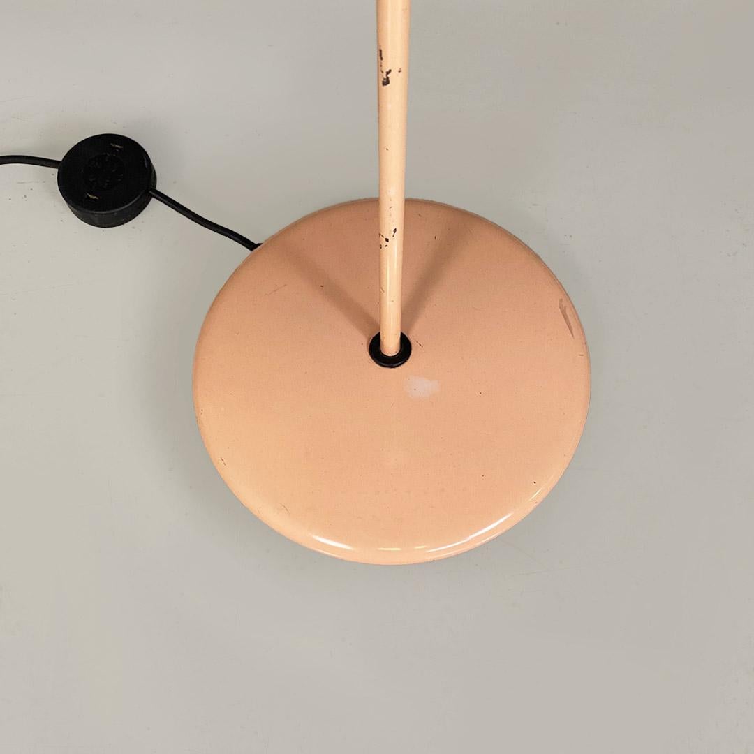 Italian modern light-pink metal and glass floor lamp, 1980s For Sale 2