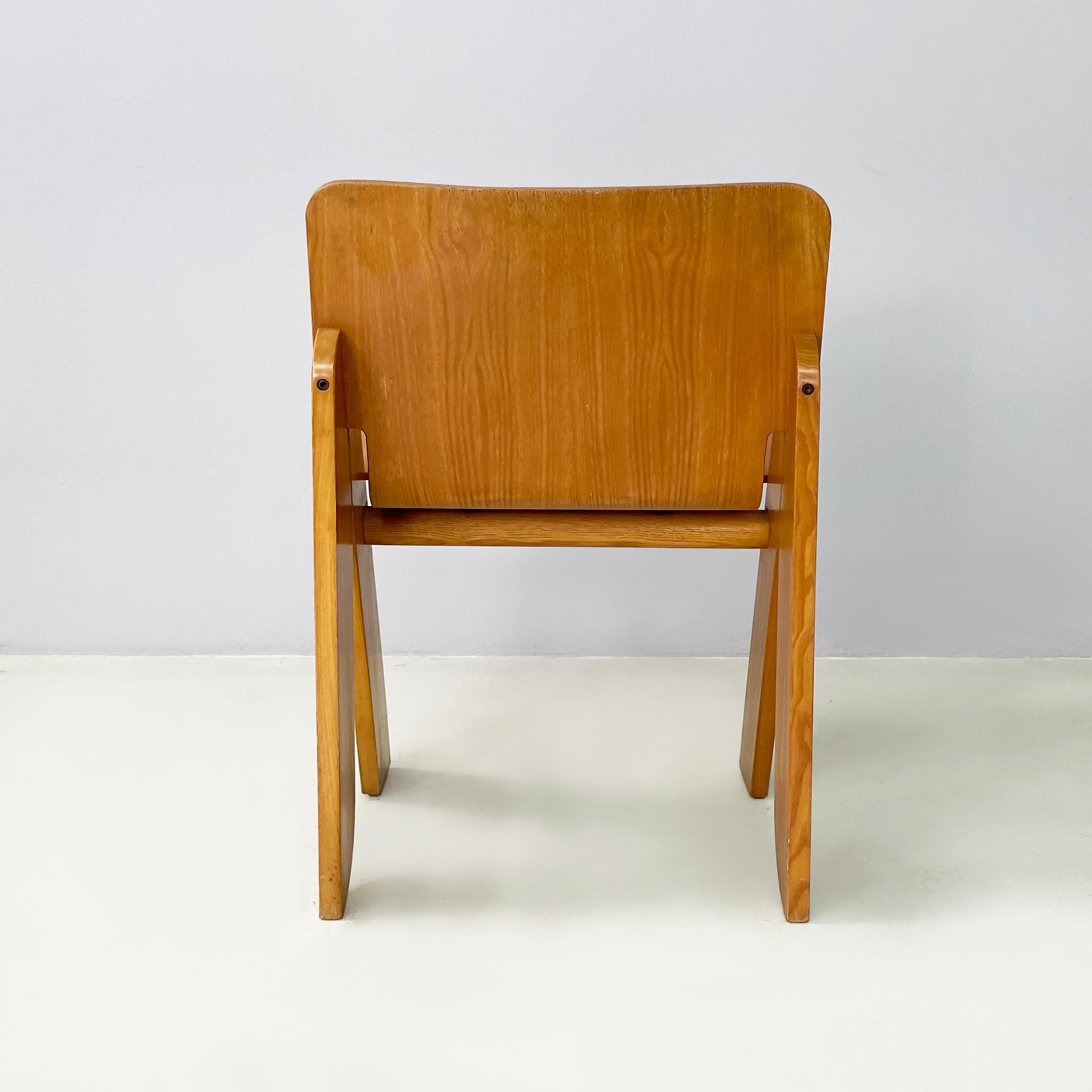 Late 20th Century Italian modern Light wood Chairs Peota by Gigi Sabadin, 1970s For Sale