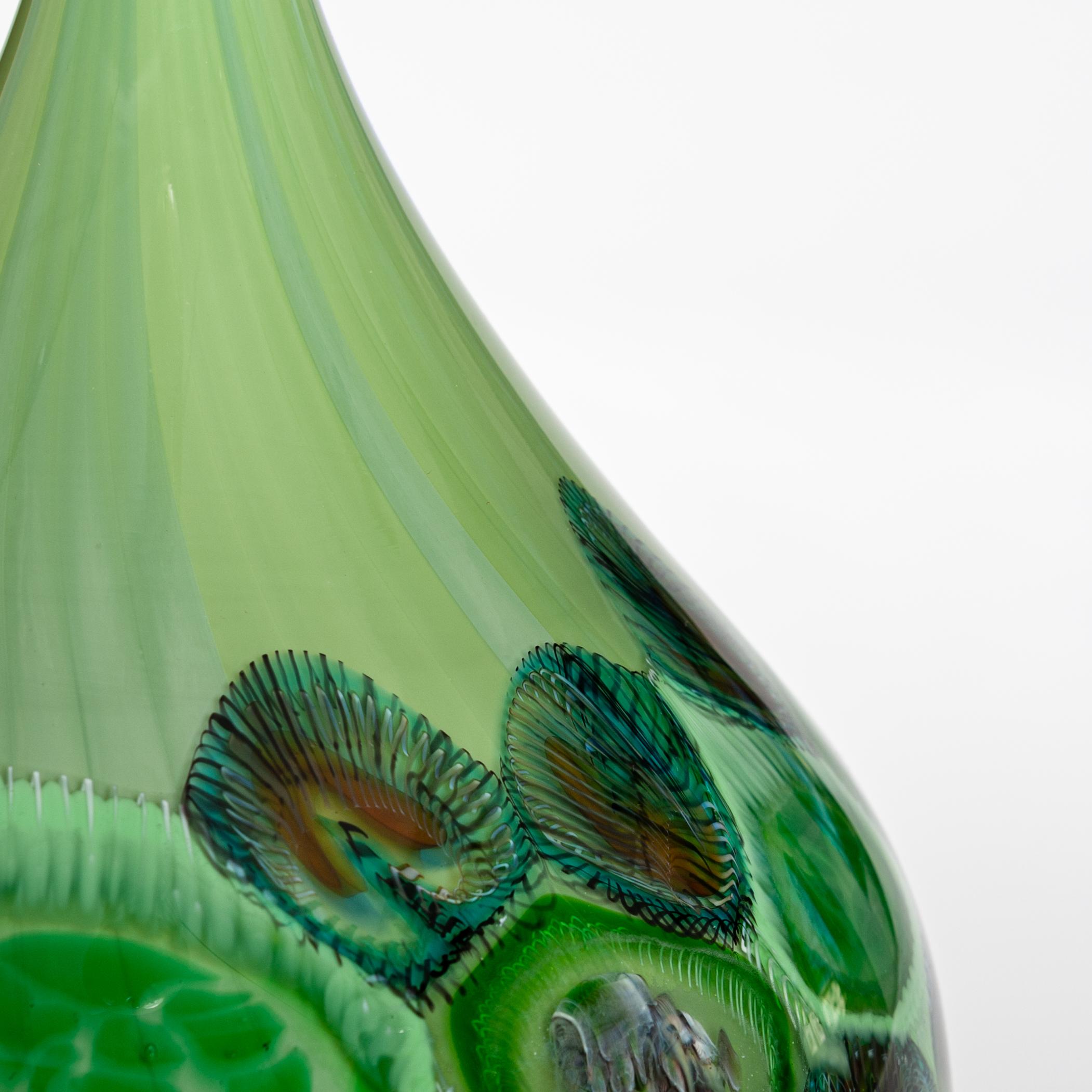 Italian Modern Lime Green Murano Glass Vase with Murrines, Signed Afro Celotto In Good Condition In Salzburg, AT