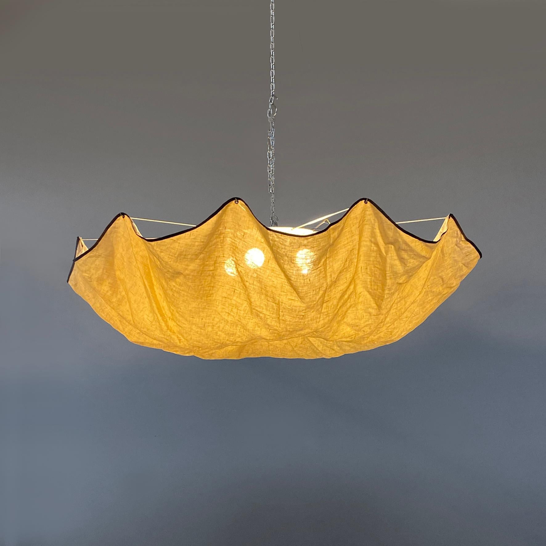 Italian modern linen and metal chandelier by Tobia Scarpa for Flos, 1980s in vendita 6
